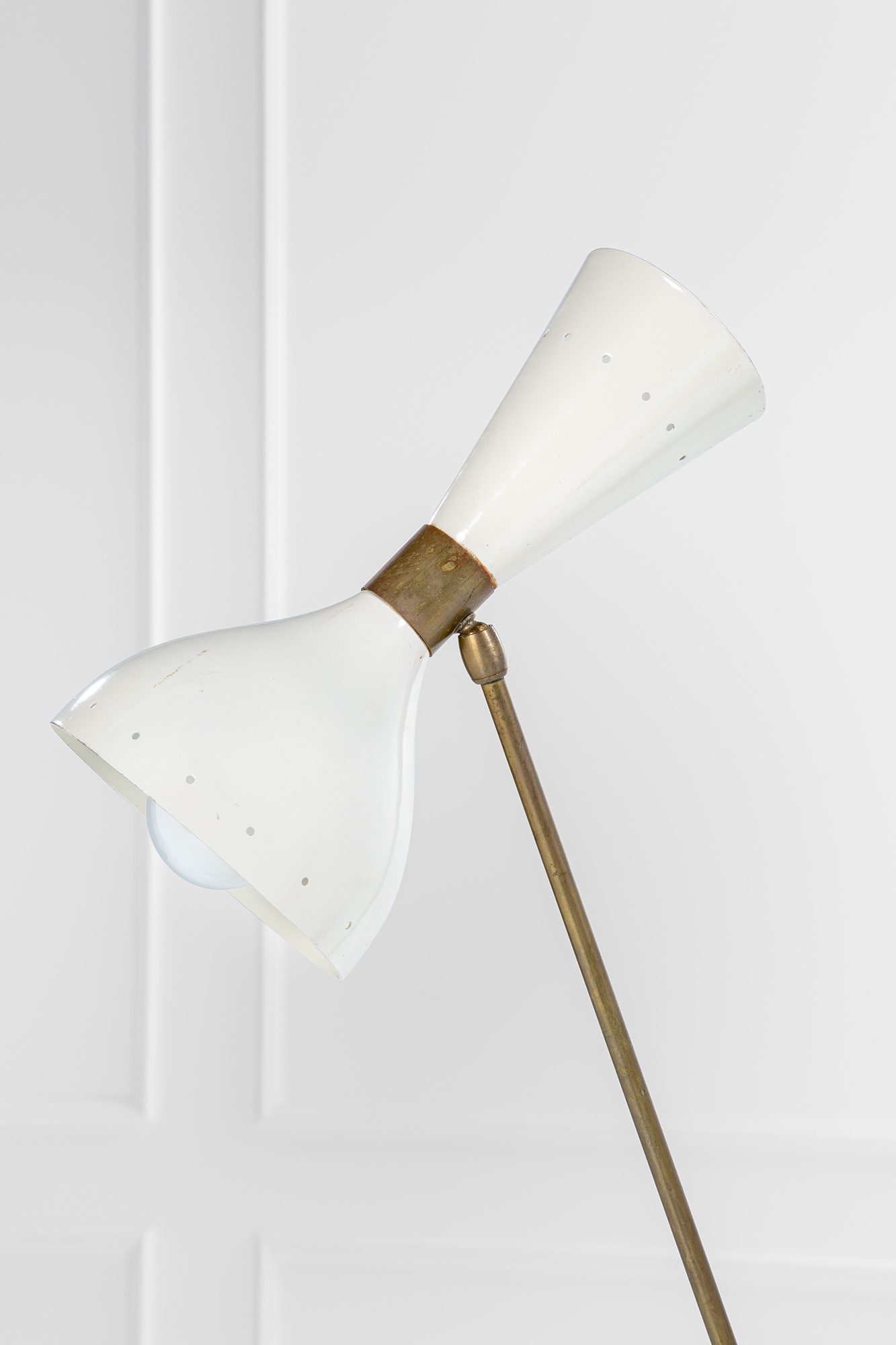 Lampada da terra a tre luci