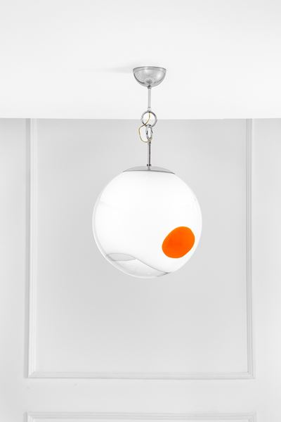 Lampada a sospensione in vetro e metallo cromato