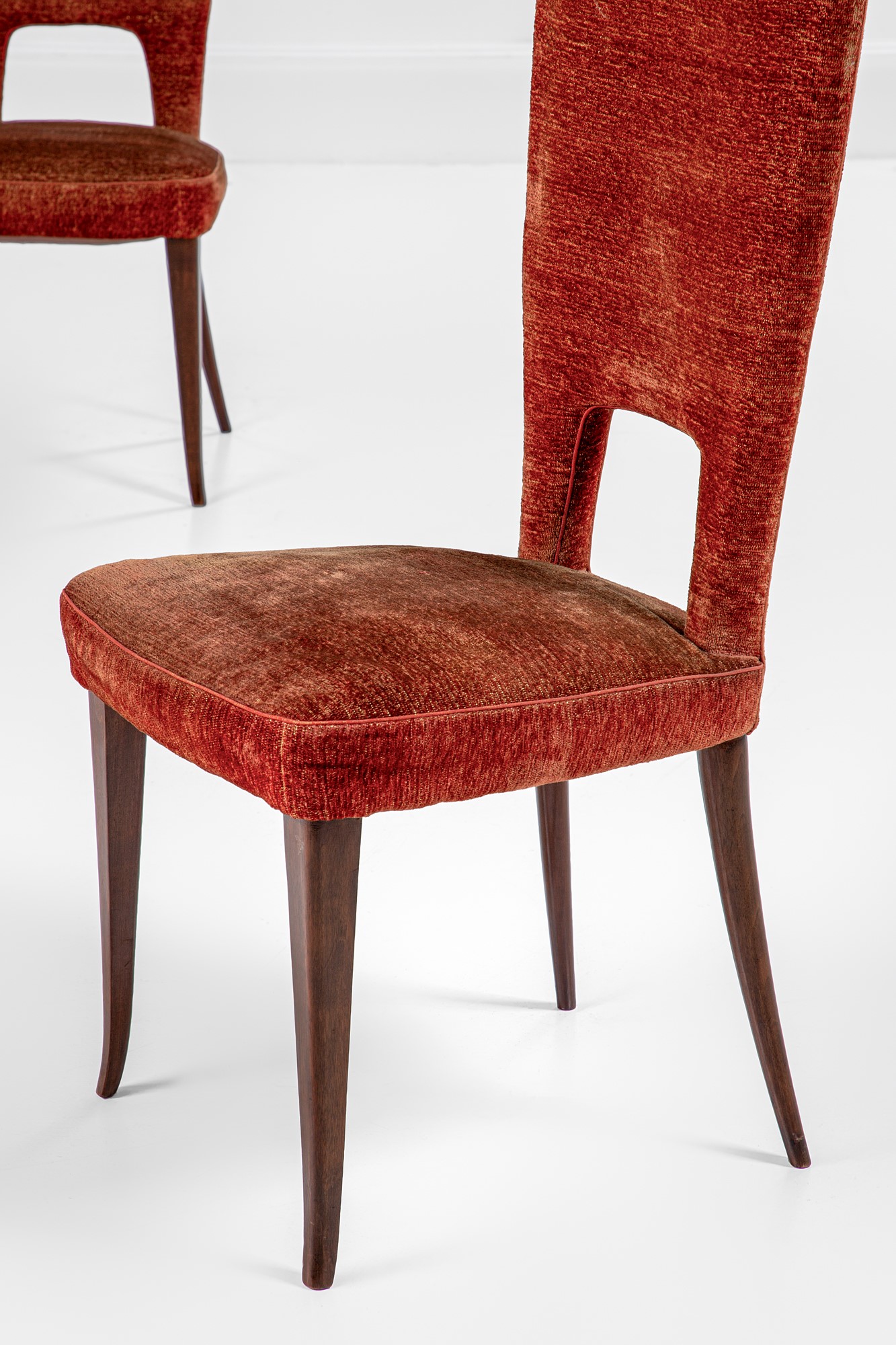 Quattro sedie mod. 872