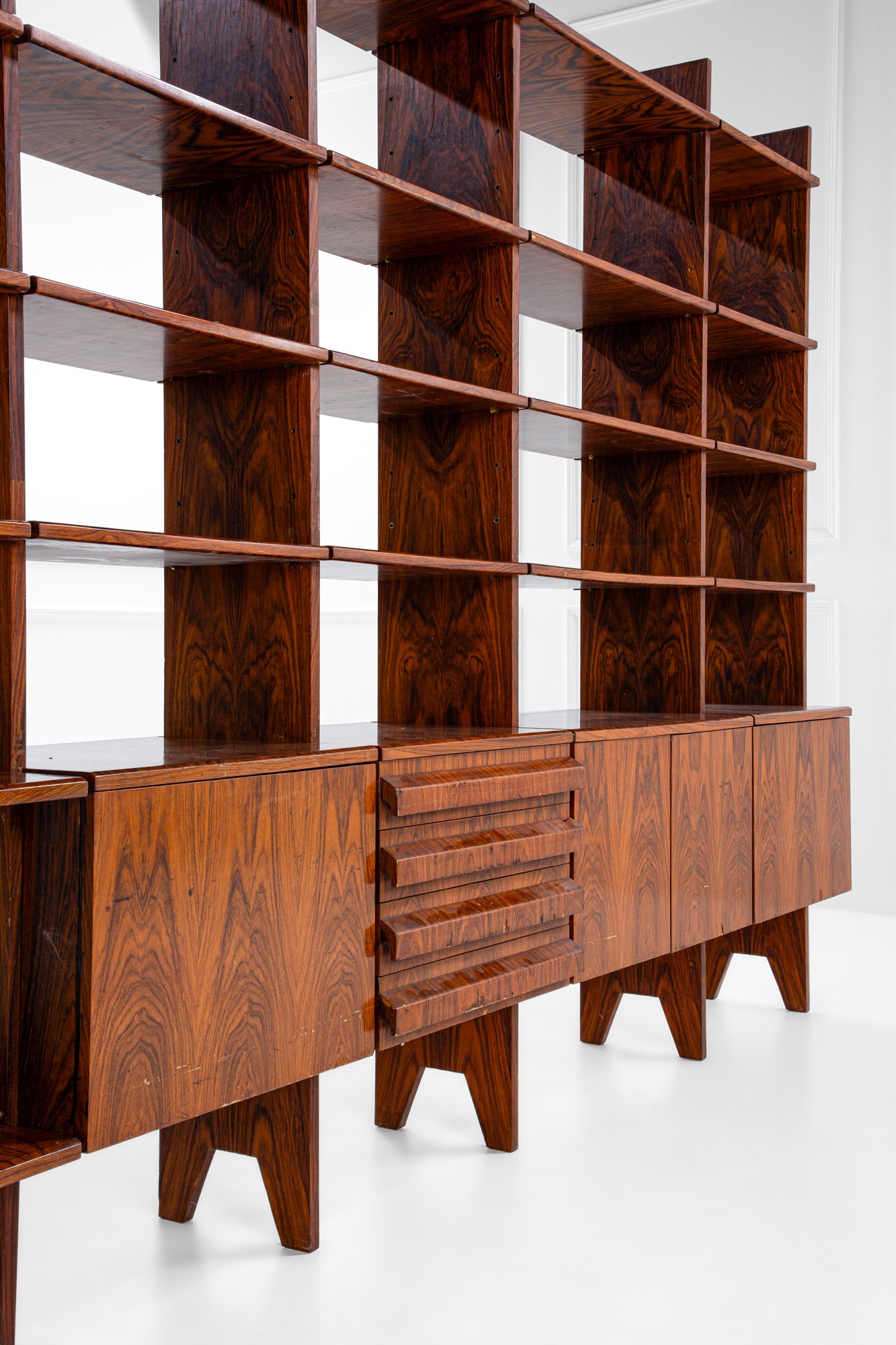 Libreria a cinque campate