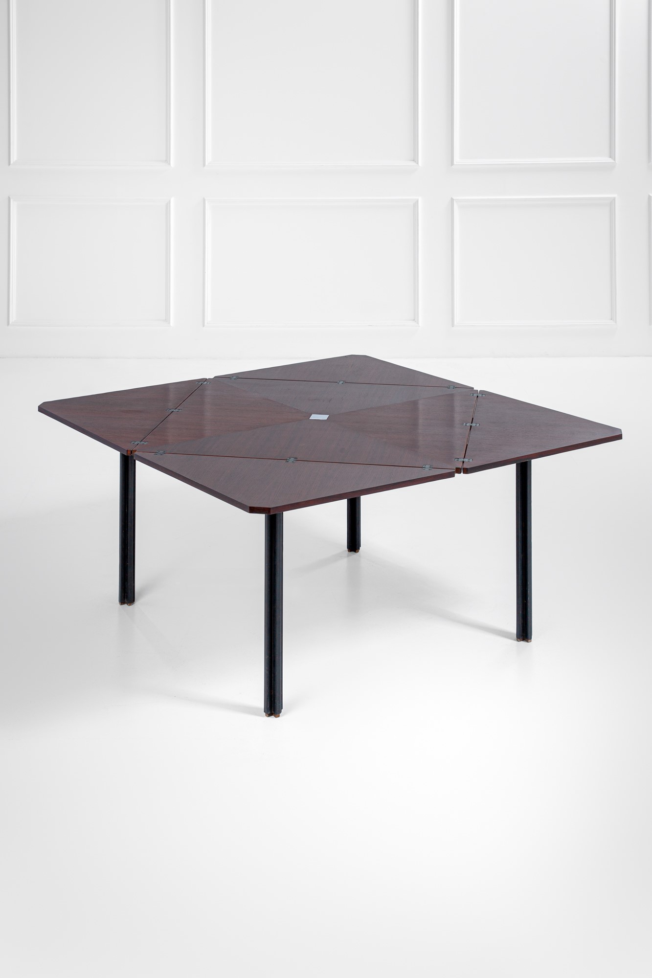 Tavolo ampliabile a farfalla mod. T 92