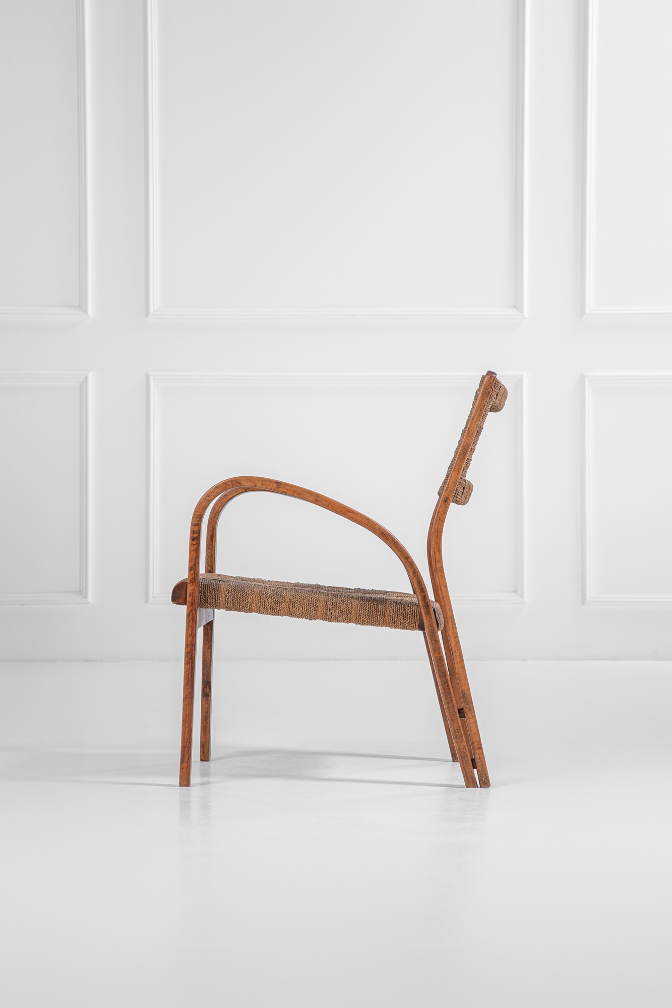 Due poltrone e un tavolino