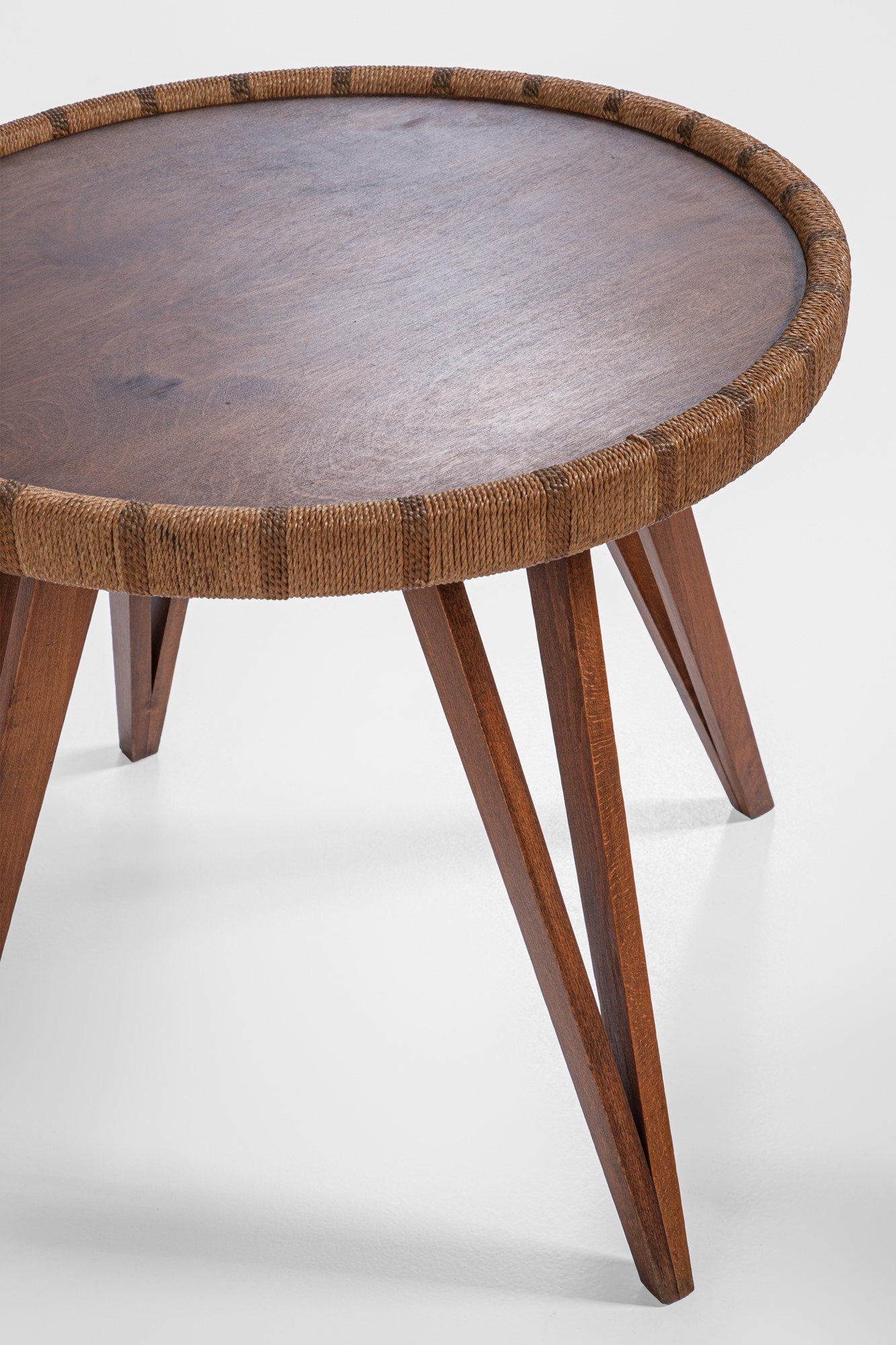 Due poltrone e un tavolino