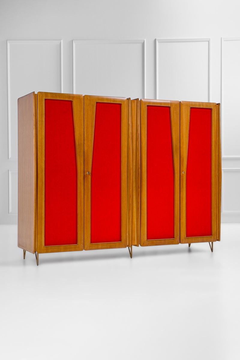 Armadio a quattro ante