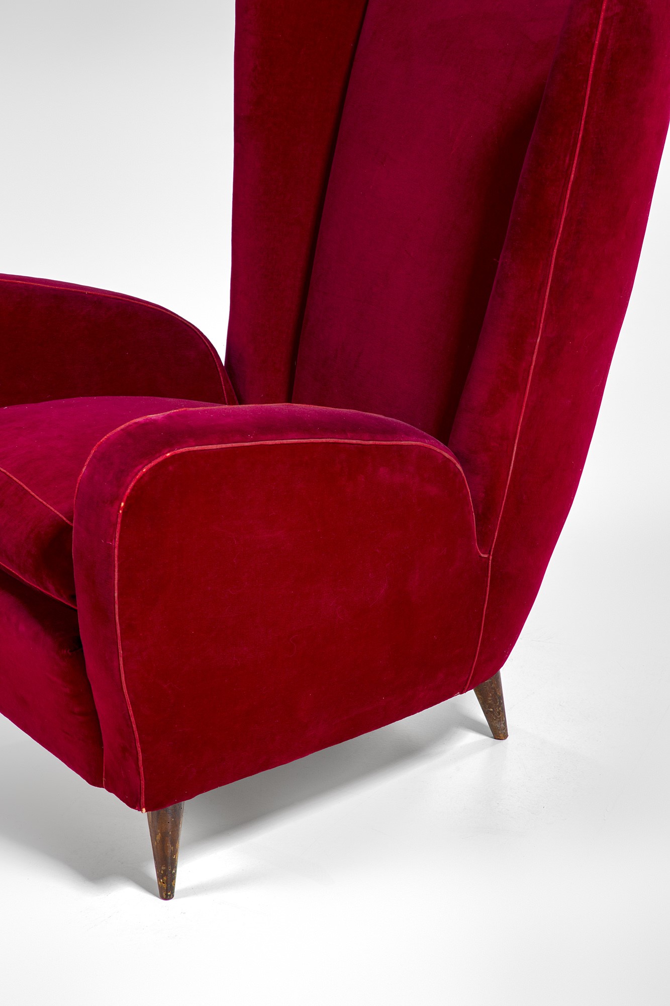 Due poltrone mod. Bristol