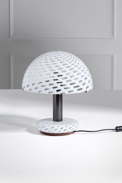 Lampada da tavolo mod. LT354 in vetro trasparente con merletto bianco