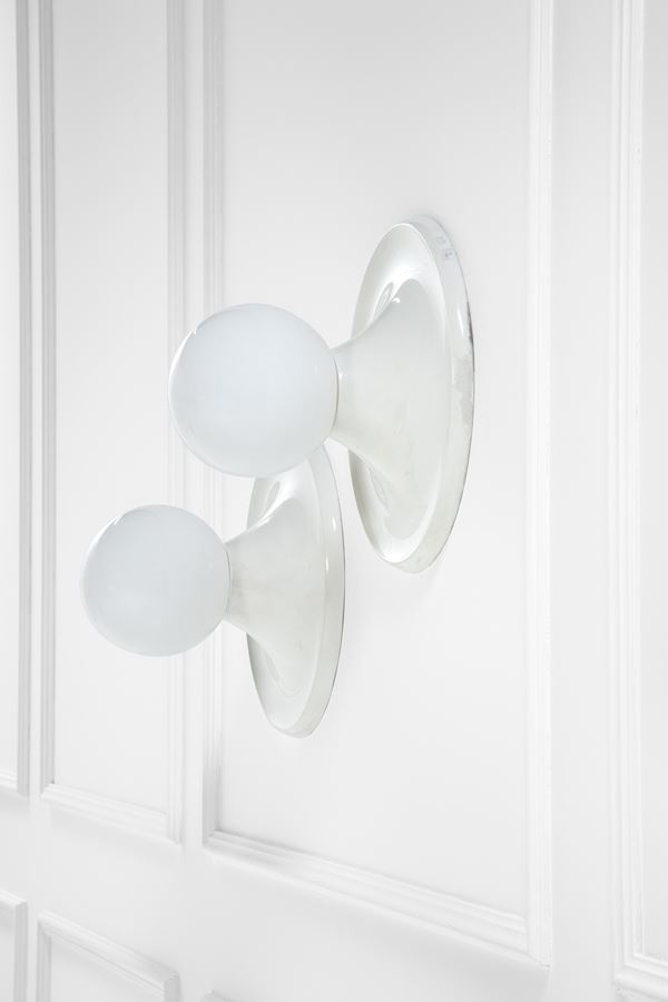 Achille e Pier Giacomo Castiglioni - Due lampade da parete o da soffitto mod. Light Ball grande