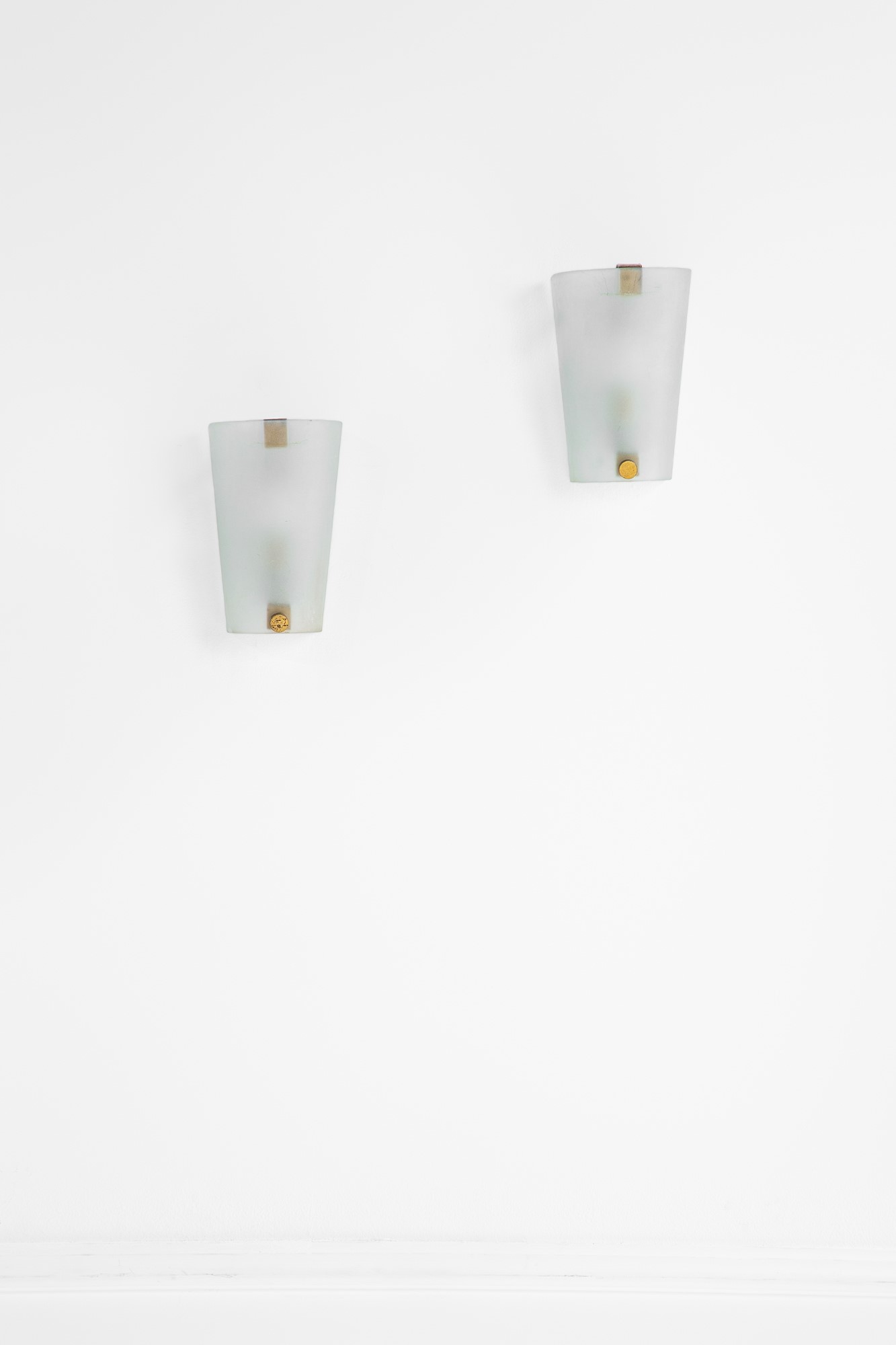 Due lampade da parete