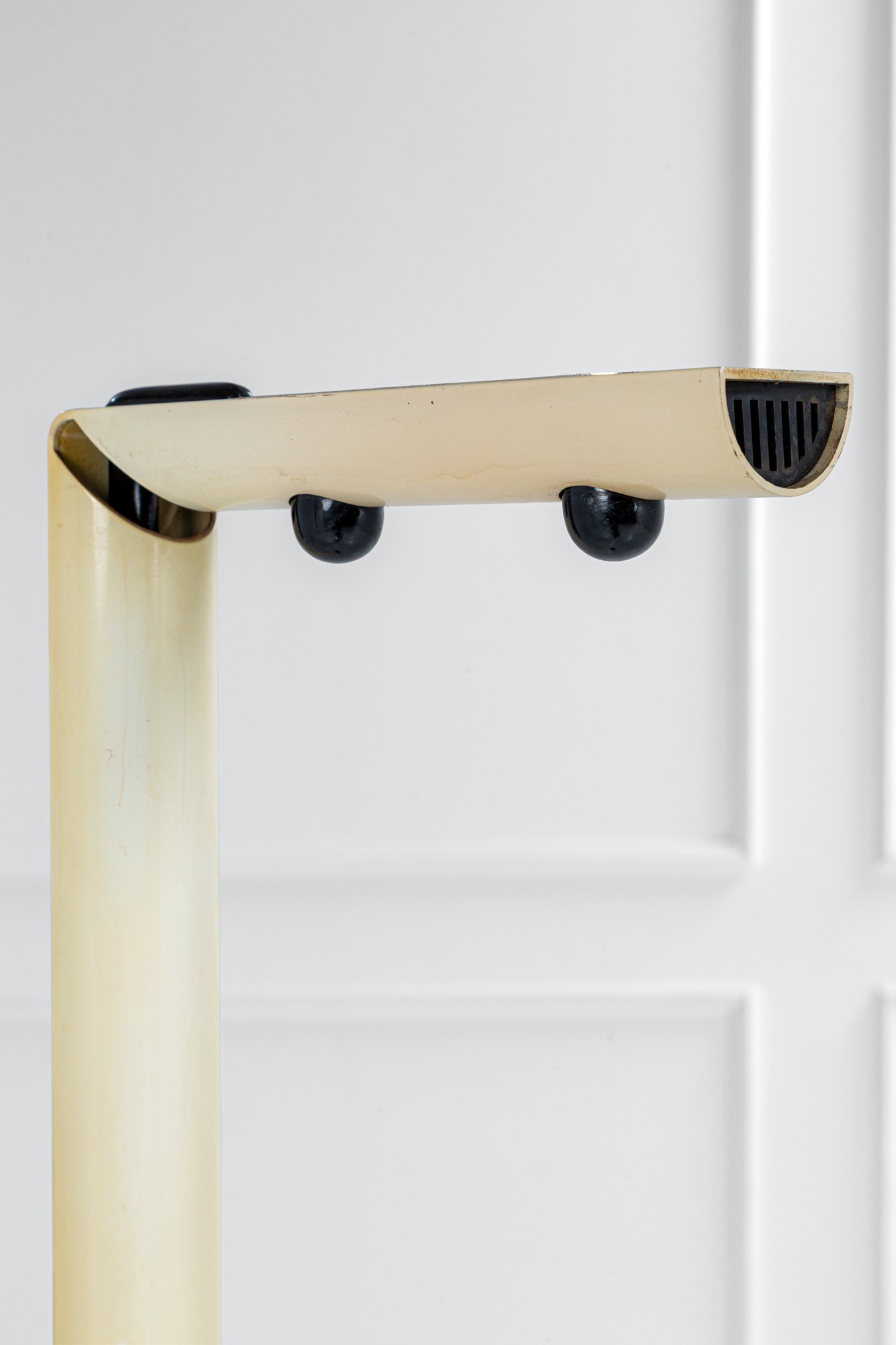 Gianfranco Frattini - Lampada terra modello Ignazio, metallo verniciato e materiale plastico, 197...