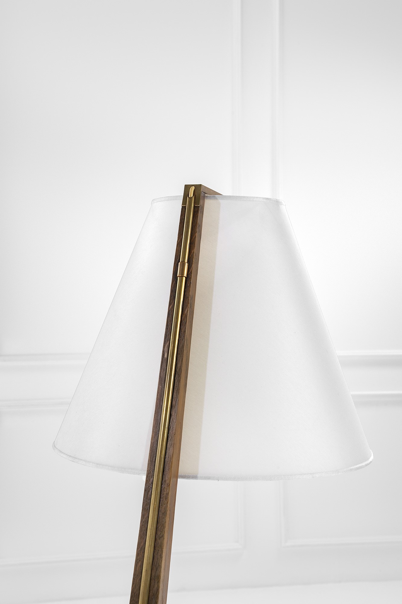 Lampada da terra mod. LMN01P