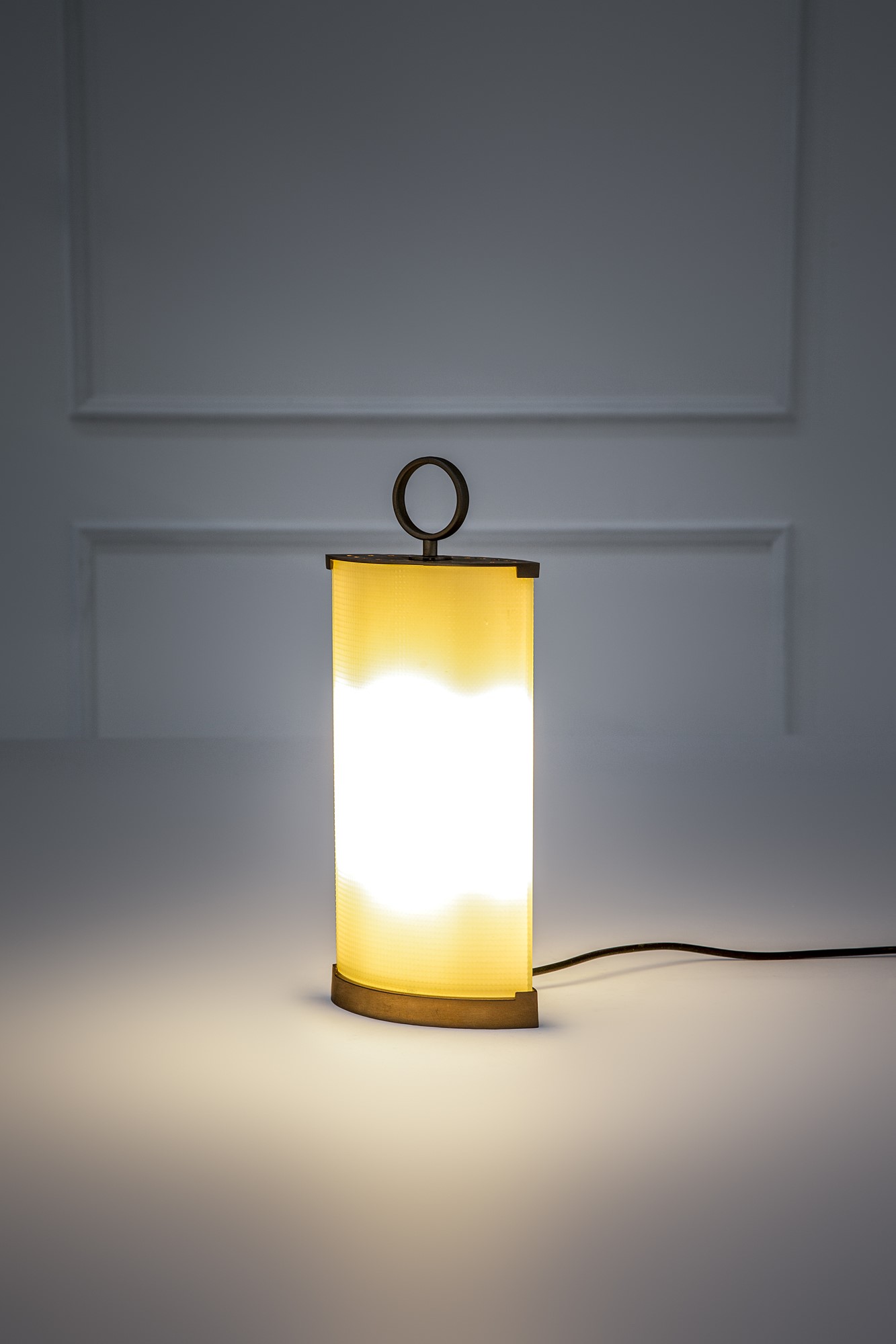 Lampada da tavolo mod. Pirellina 38