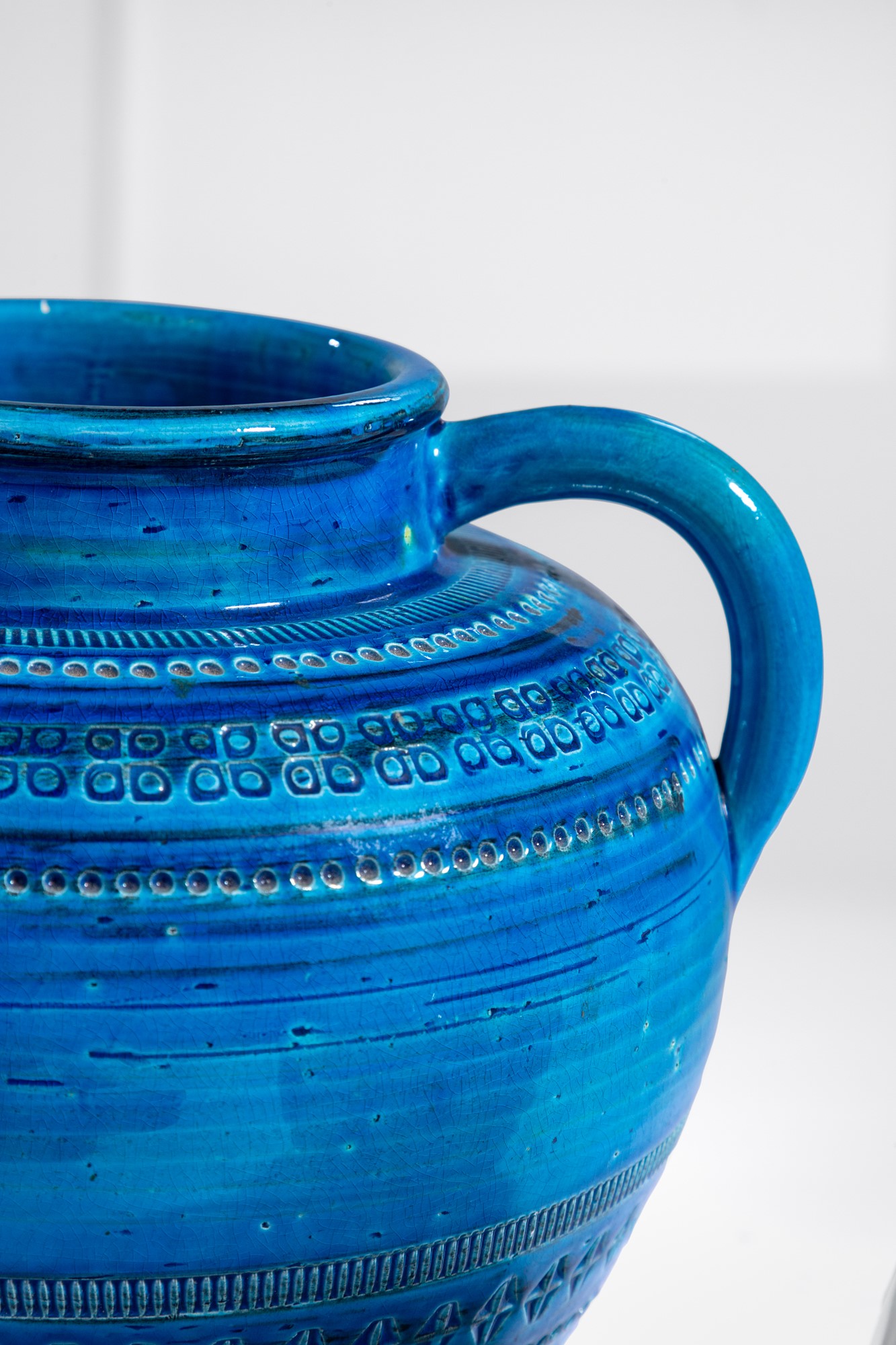 Bitossi - Quattro vasi e un posacenere in ceramica smaltata