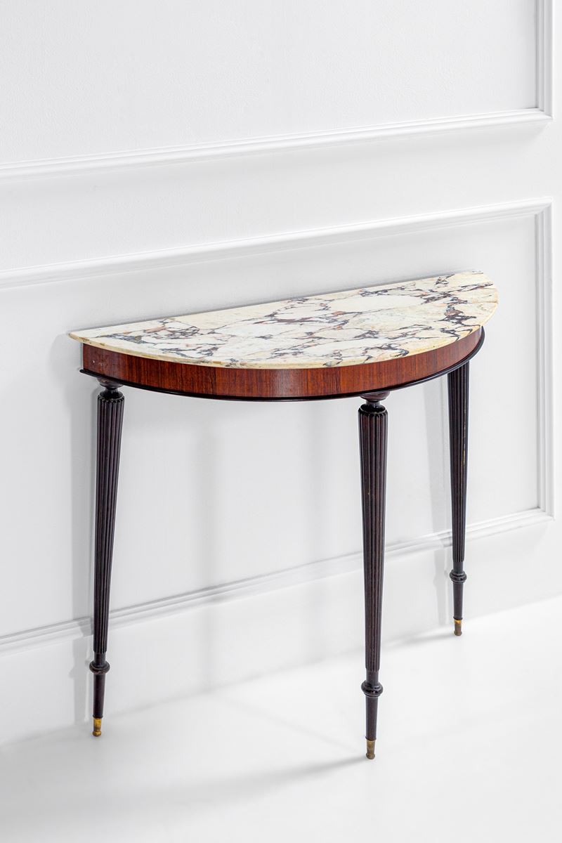 Piccola console a mezzaluna