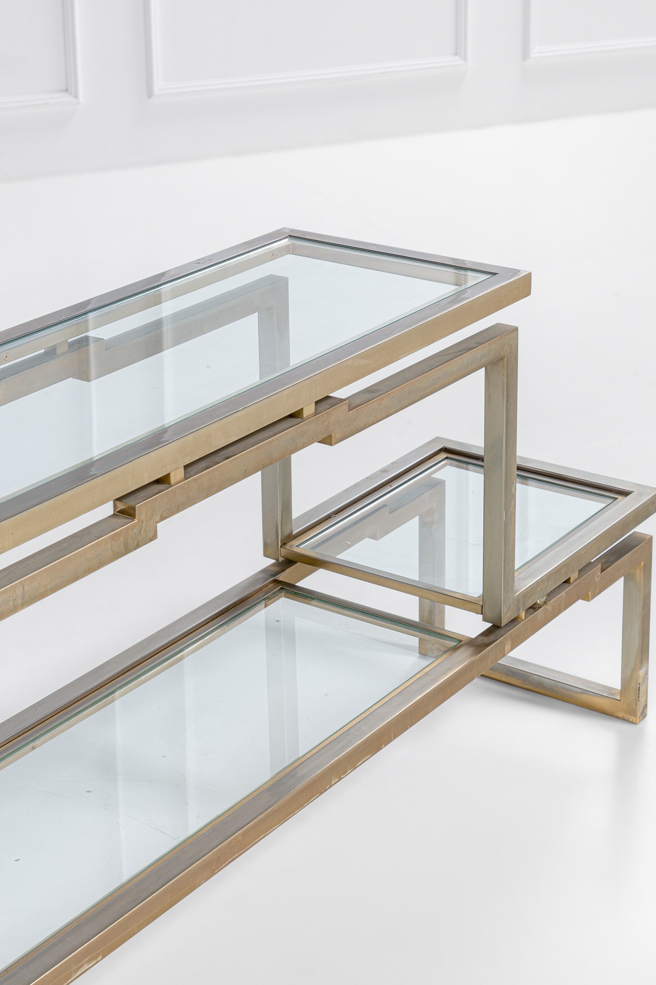 Willy Rizzo, nel Gusto di - Grande Console con Piani a Giorno e Sgabello