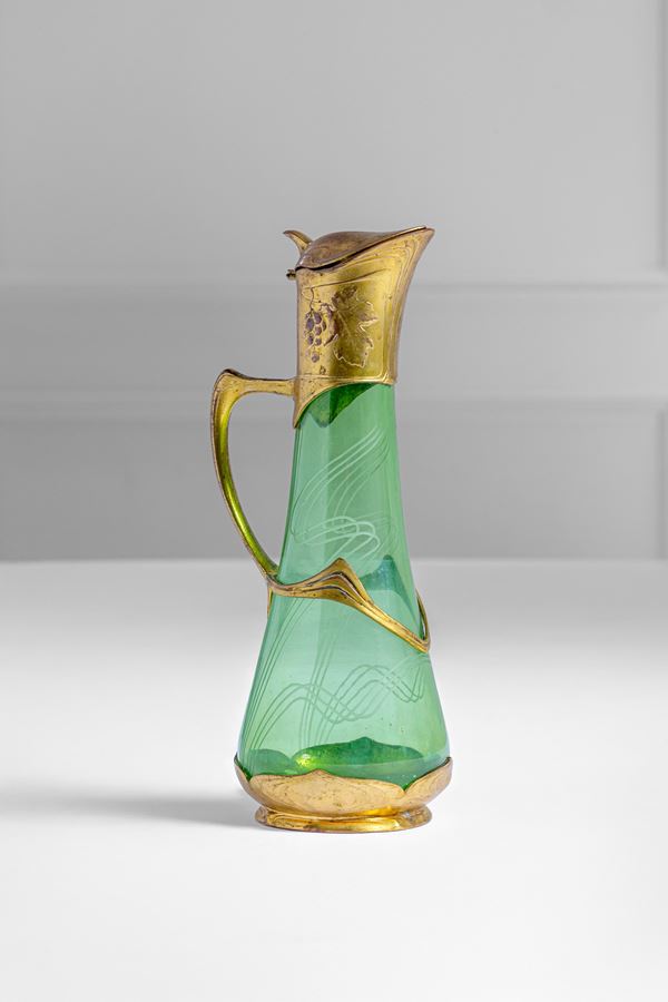 Brocca con coperchio