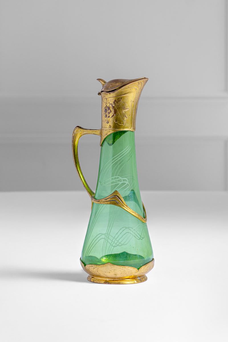 Brocca con coperchio