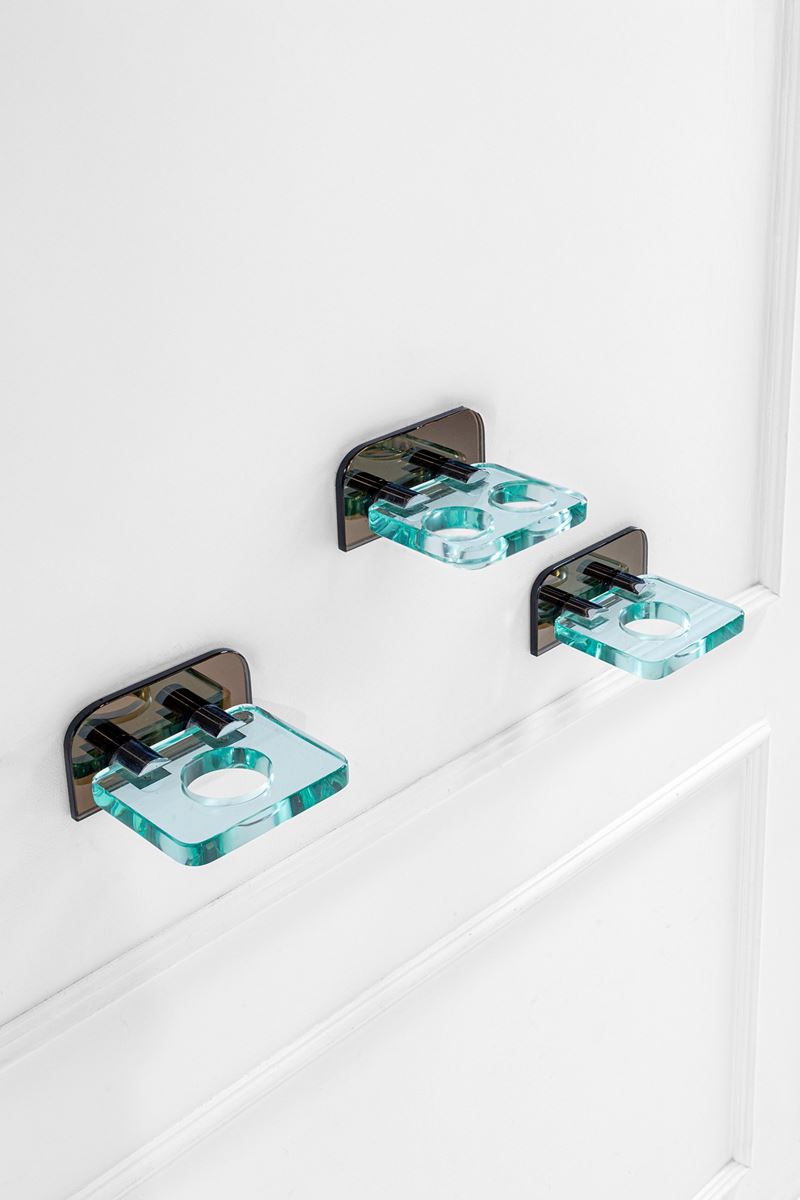 Tre portabicchieri da bagno