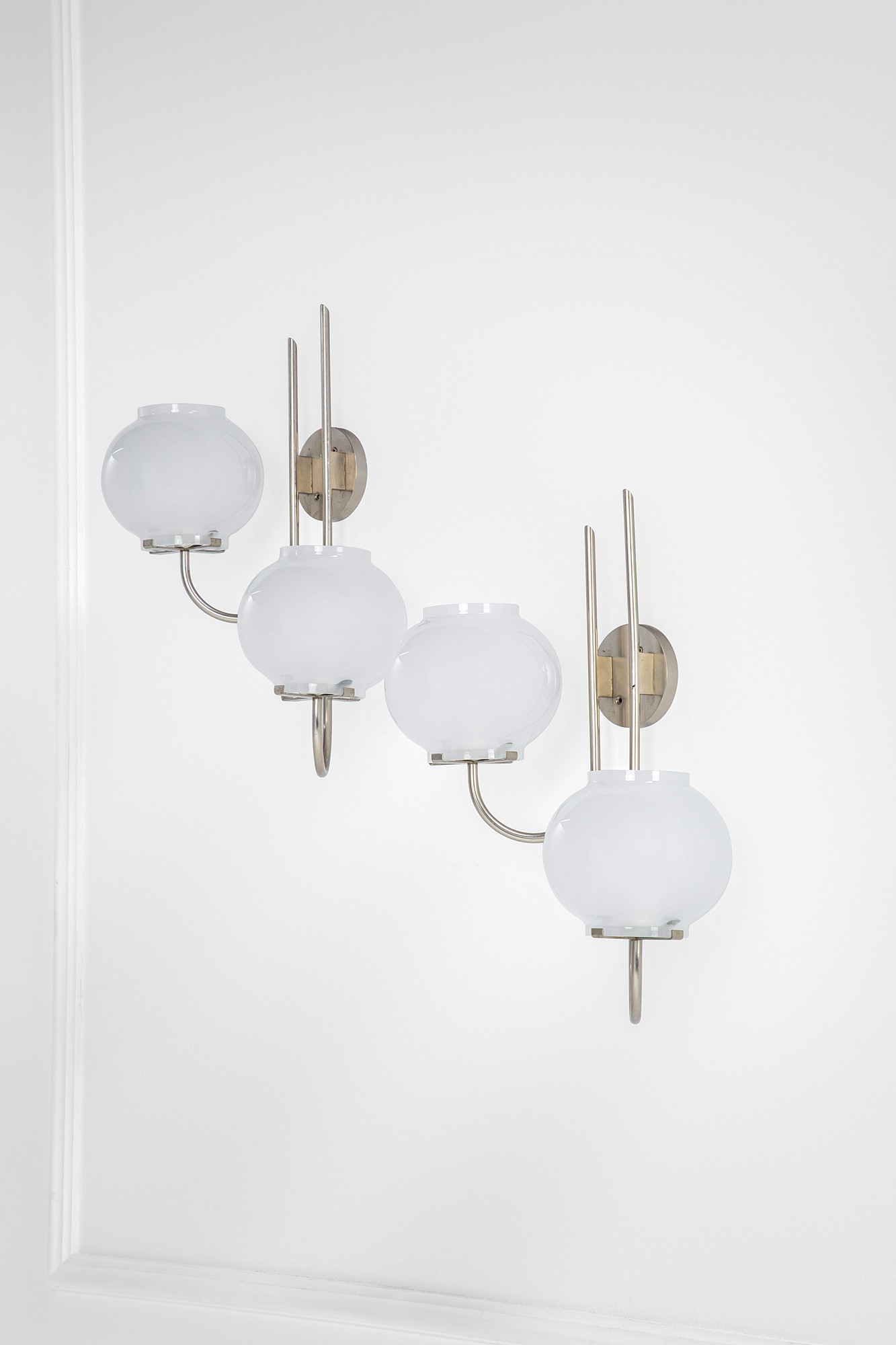 Due lampade da parete mod. 1136/2