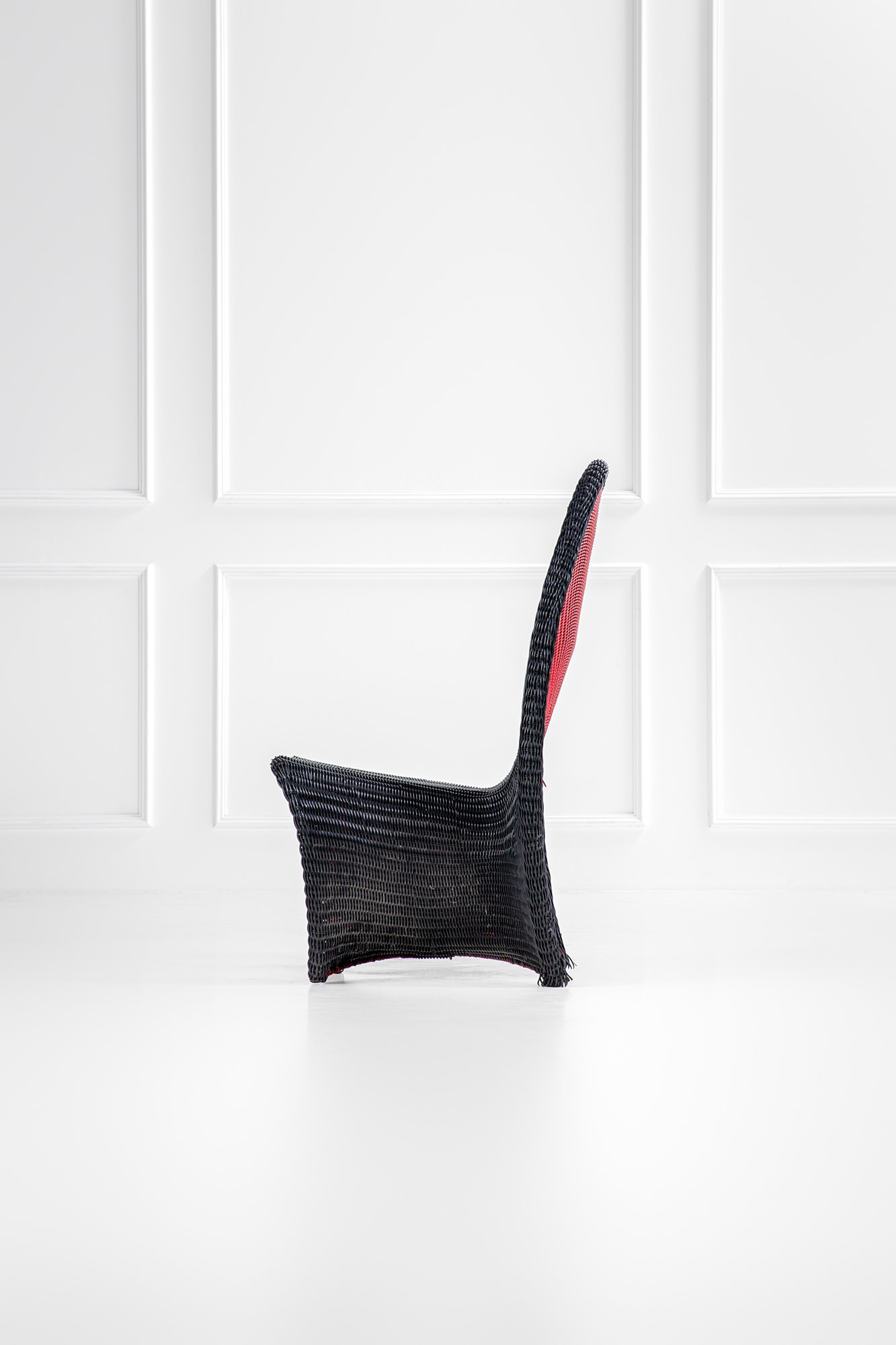 Fabio Novembre - Due poltrone da giardino modello H36, alluminio e materiale plastico, 2016