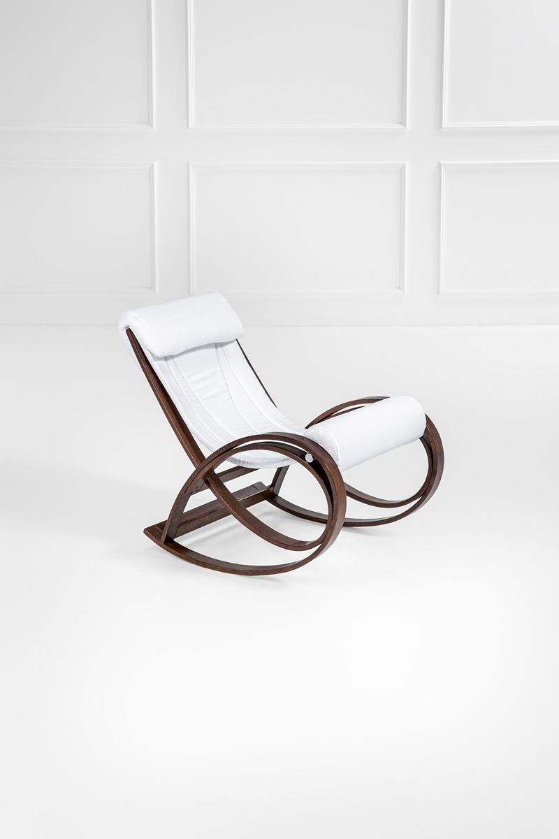 Gae Aulenti - Poltrona a dondolo modello Sgarsul, legno laccato e tessuto, 1962