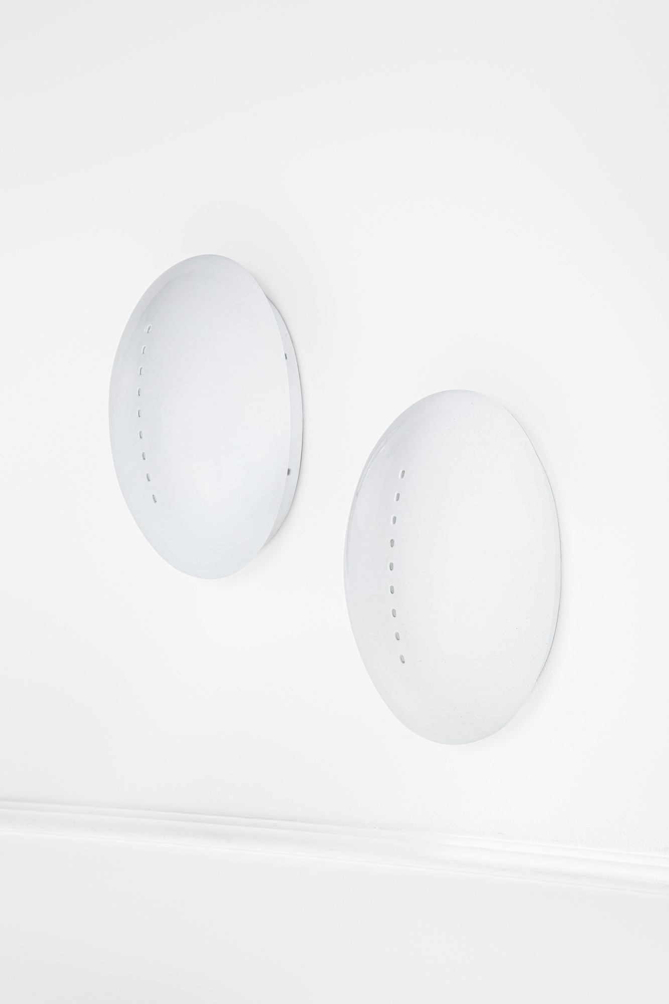 Due Lampade da Parete Omaggio a Lucio Fontana