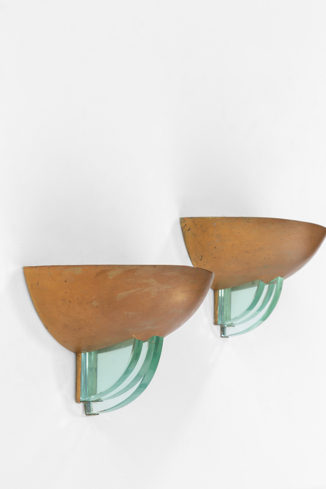 Due lampade da parete