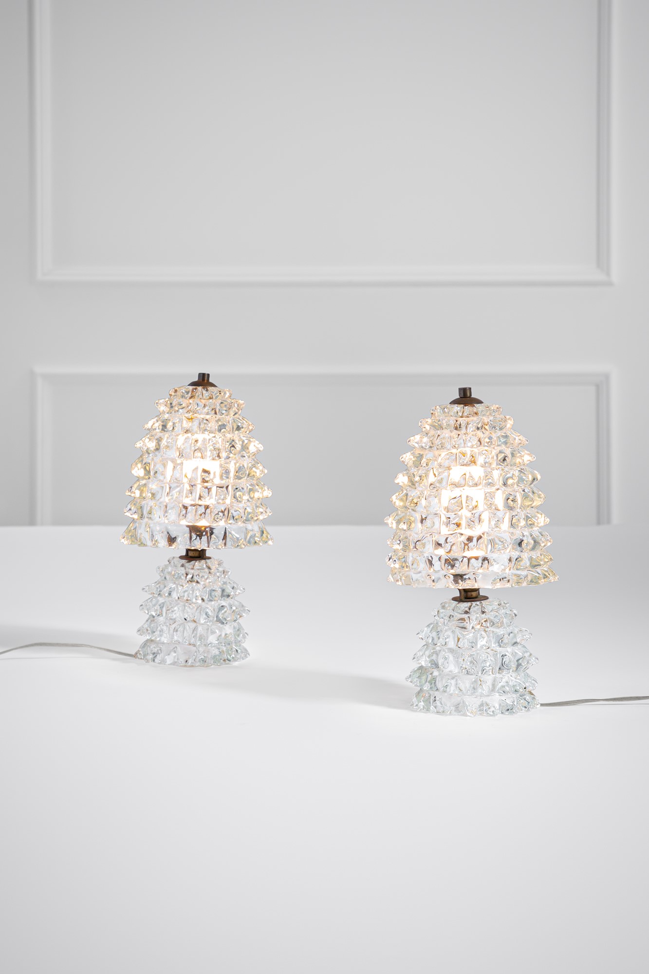 Due lampade tavolo in vetro rostrato