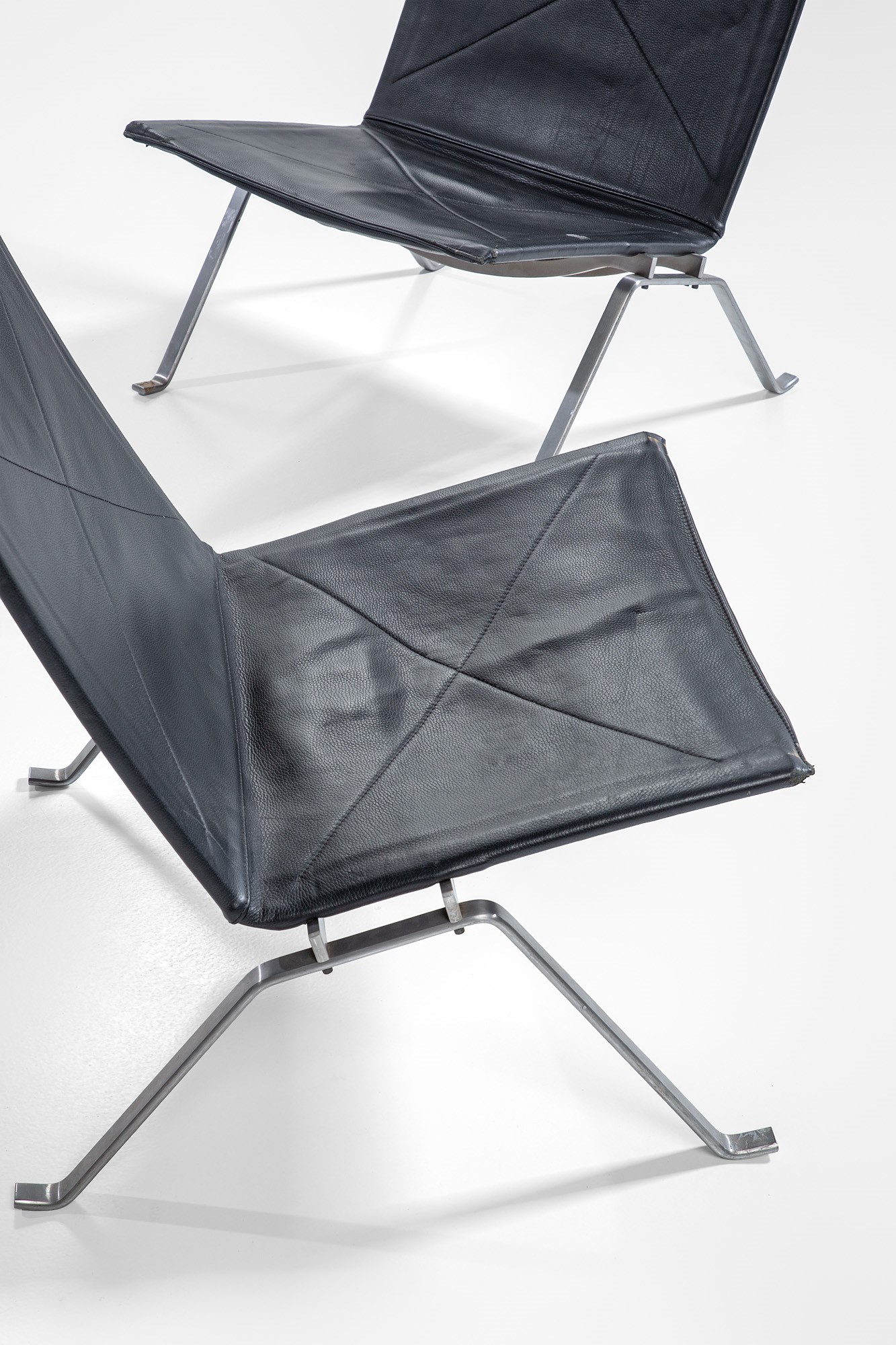 Poul Kjaerholm - Due Sedute Mod. Pk22