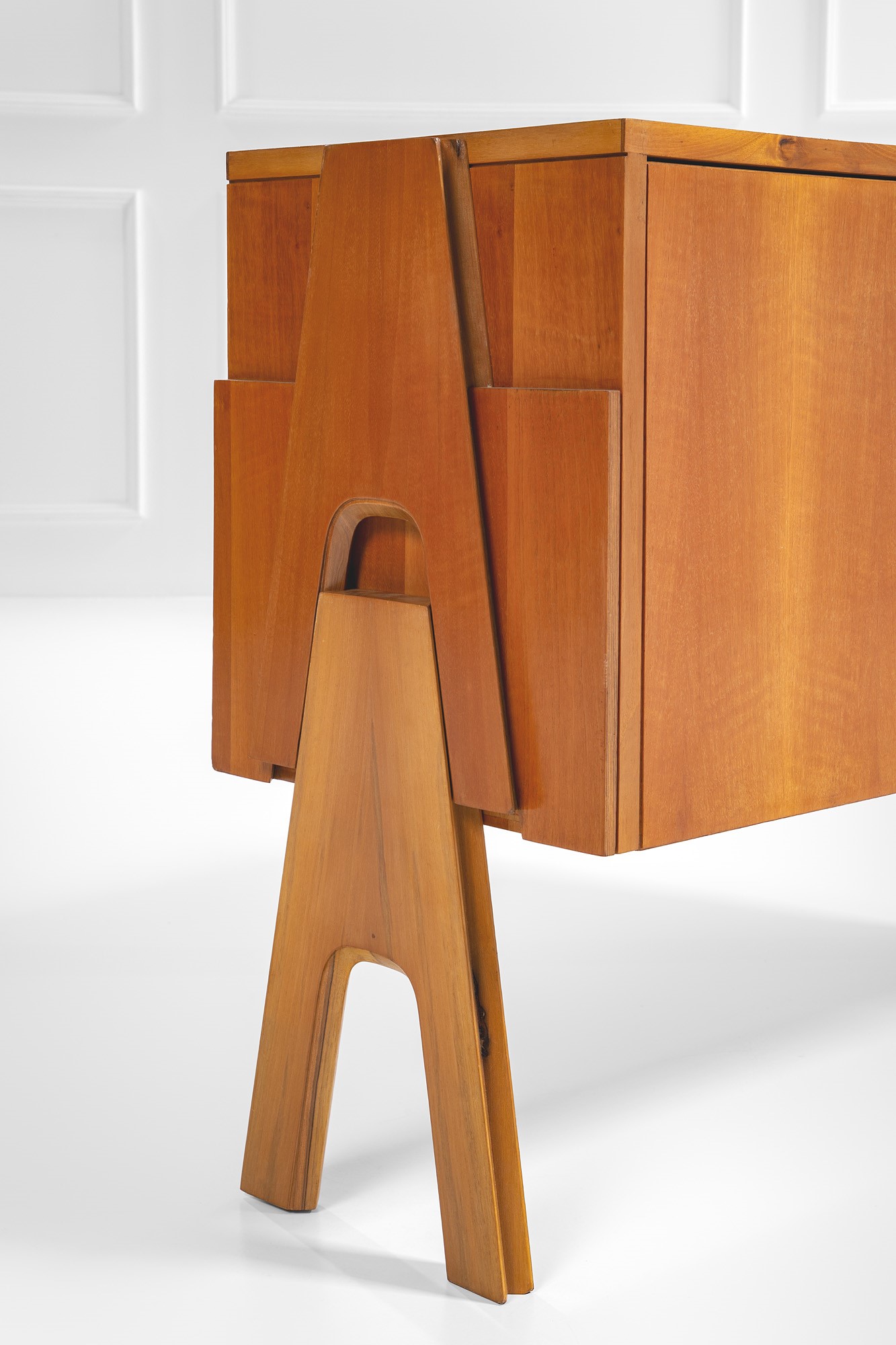 Mobile contenitore con ribalta