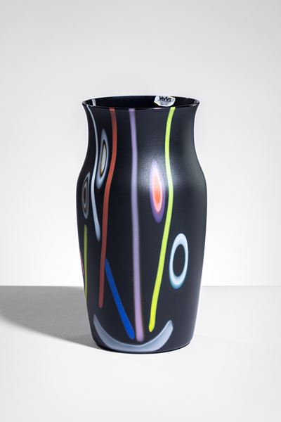 Vaso della serie Mirò, vetro soffiato con inclusioni decorative