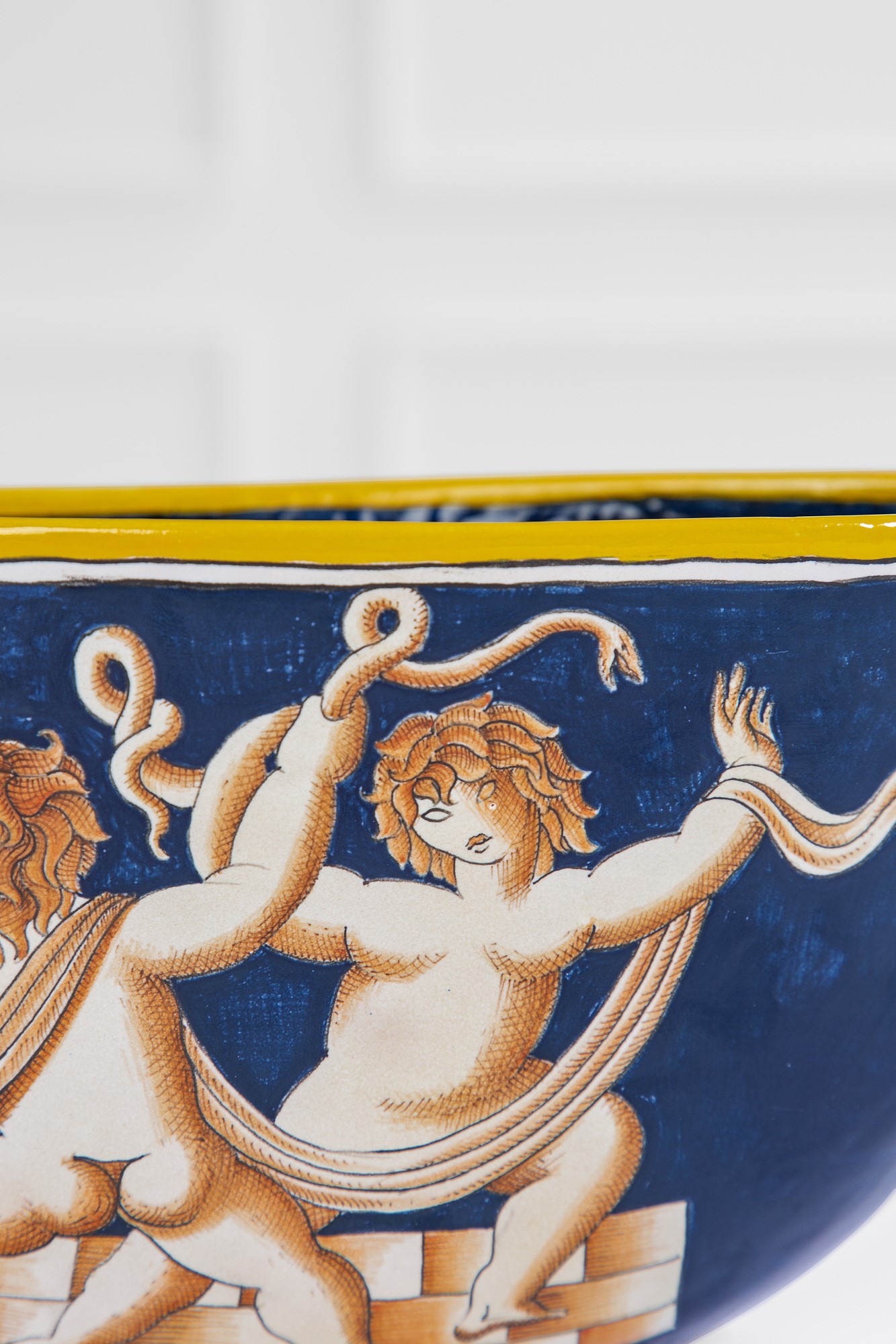 Ciotola della serie I putti con la serpe