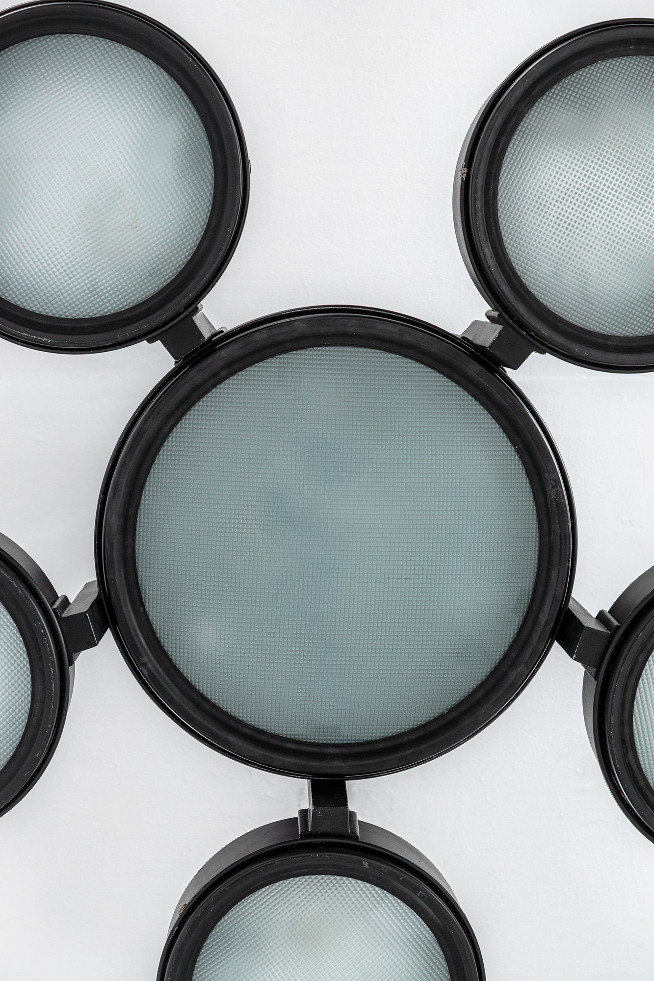 Studio Bbpr - Grande lampadario in alluminio e vetro stampato