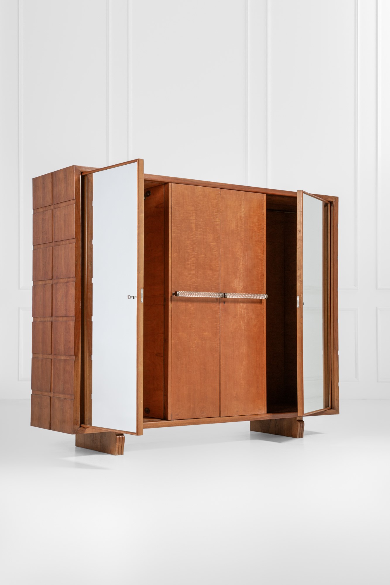 Gio Ponti - Armadio — esecuzione Luigi Scremin, 1940 ca.