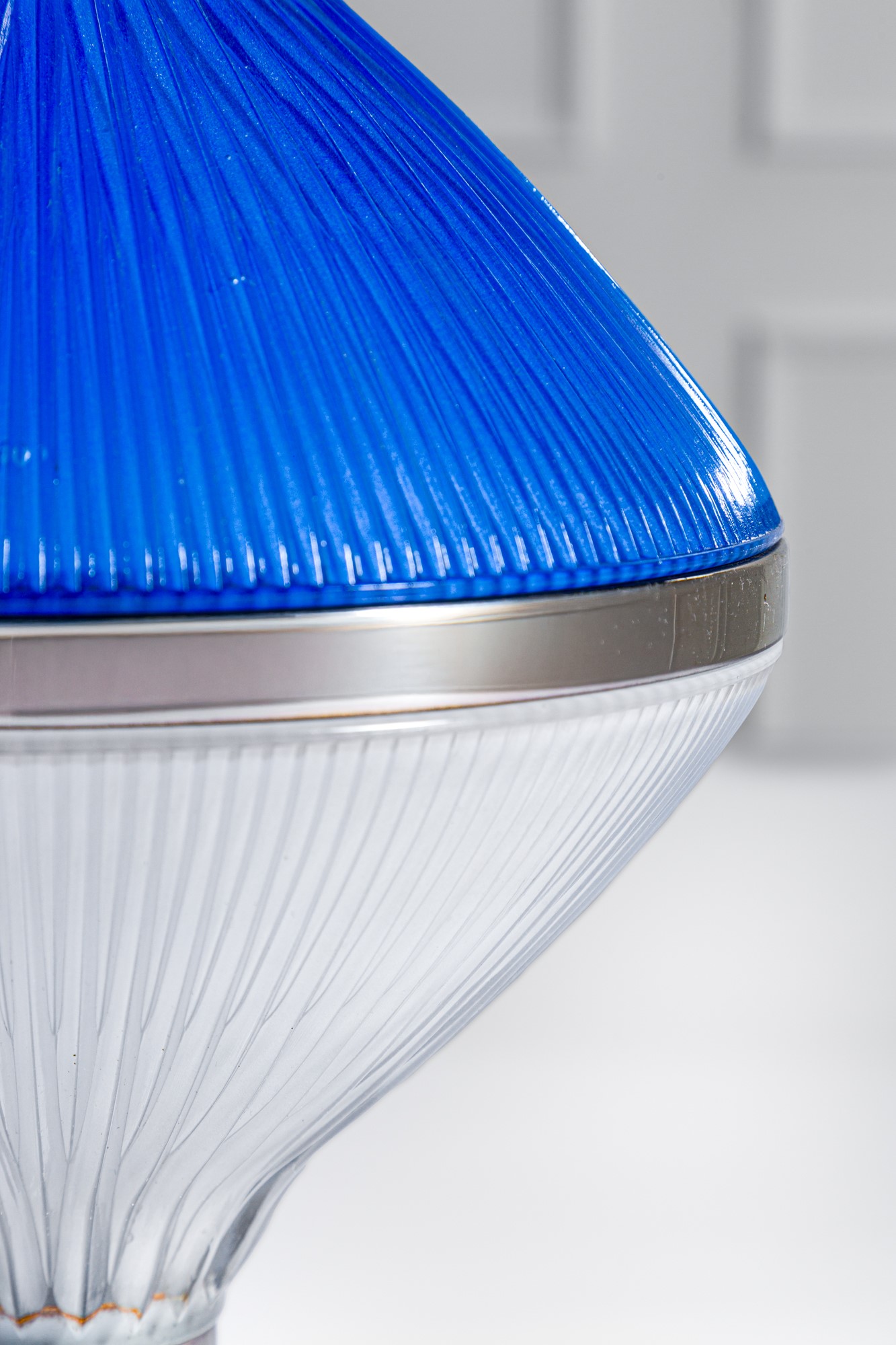 Lampada da tavolo della serie Polinnia