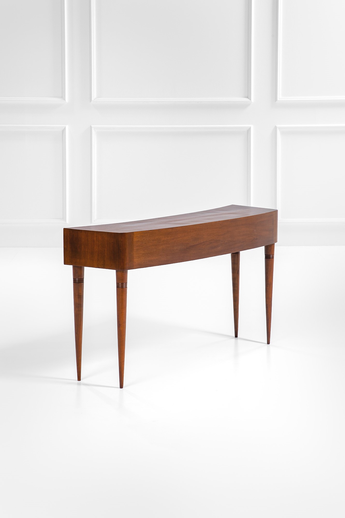 Console con tre cassetti