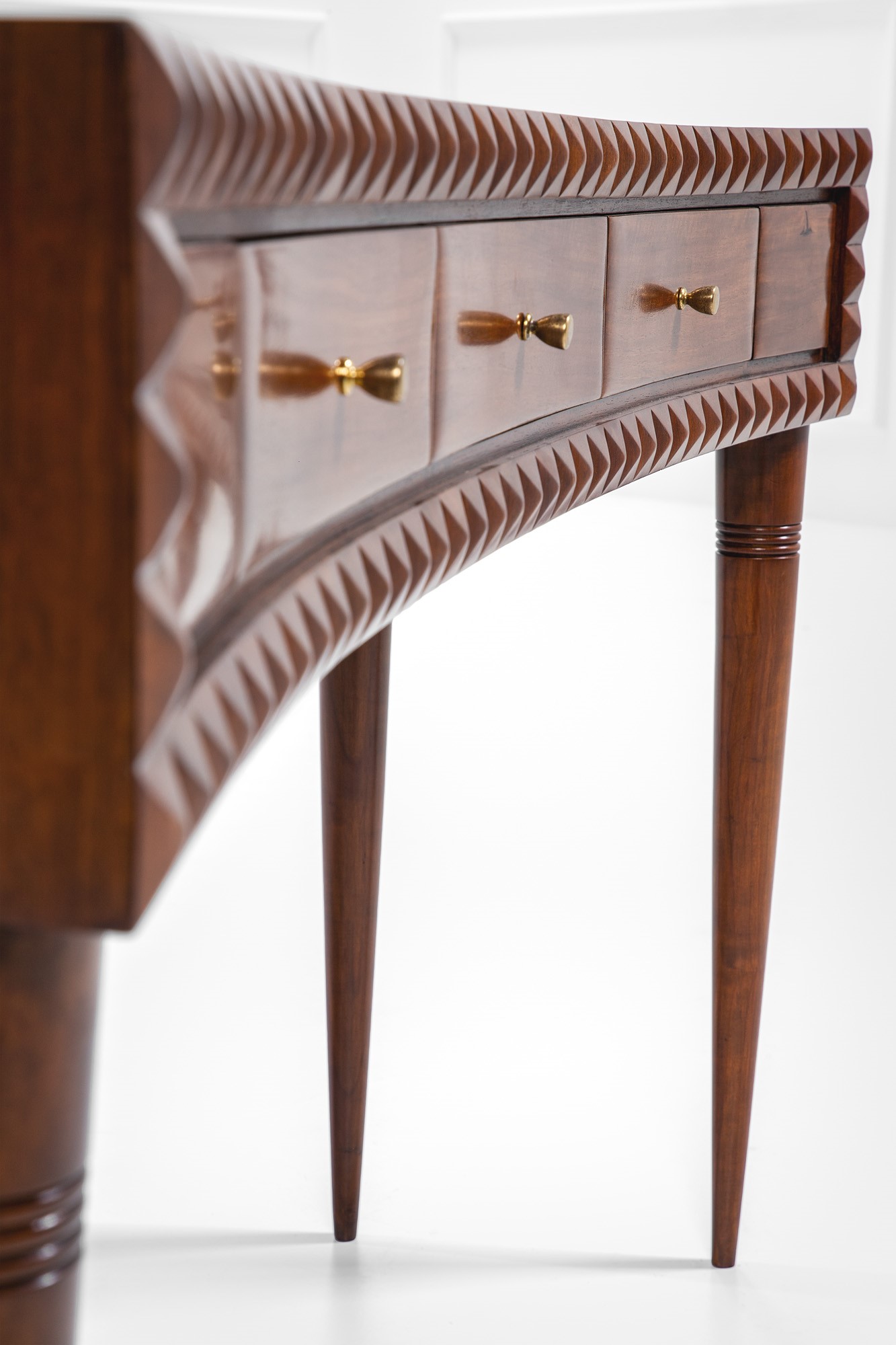 Console con tre cassetti