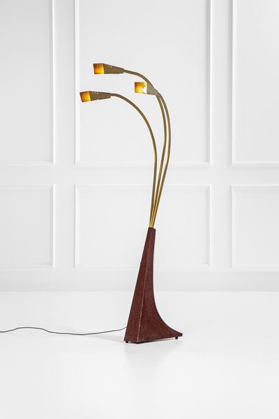 Lampada da terra in ottone e metacrilato opalino
