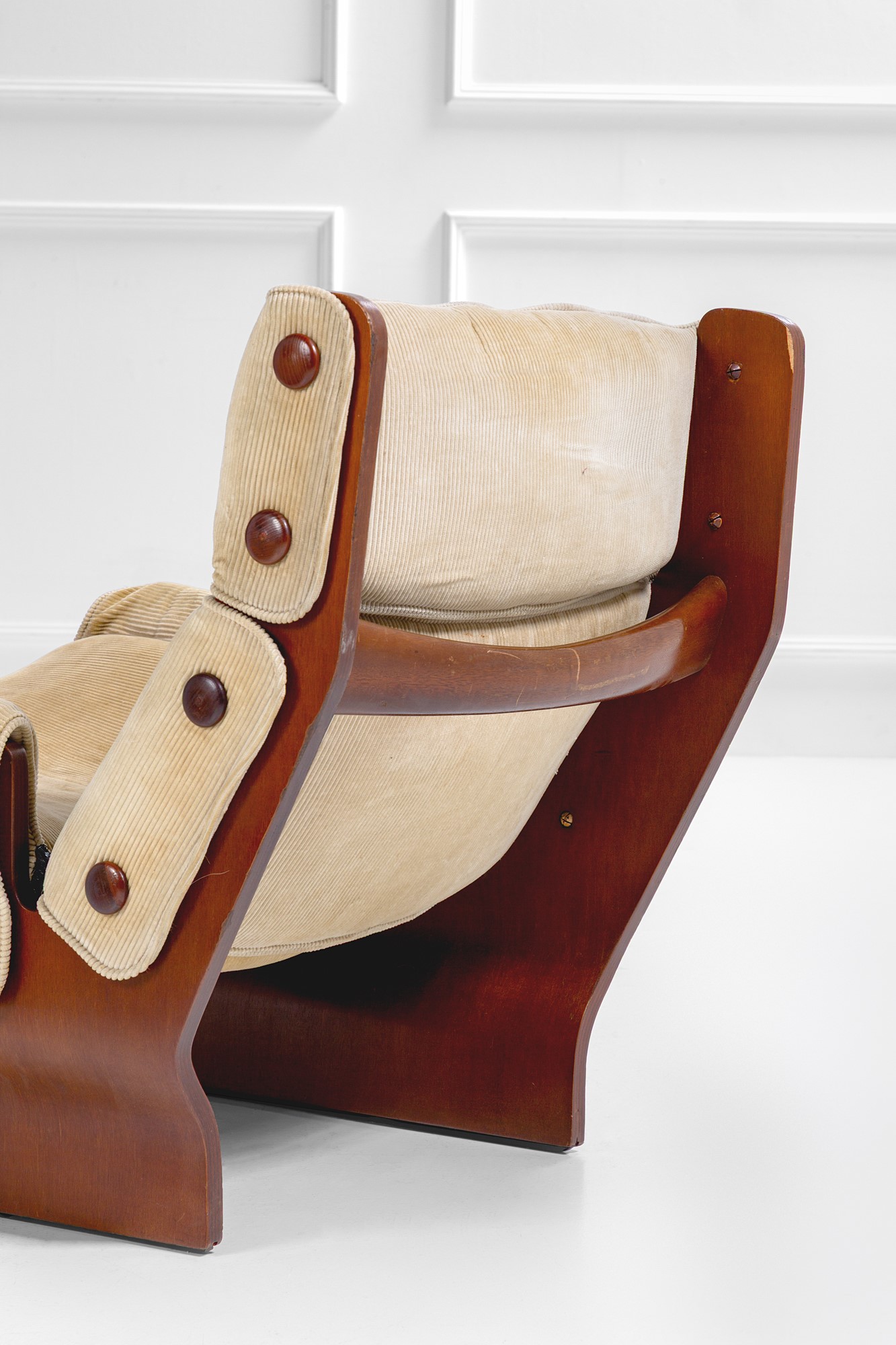 Due poltrone mod. Canada