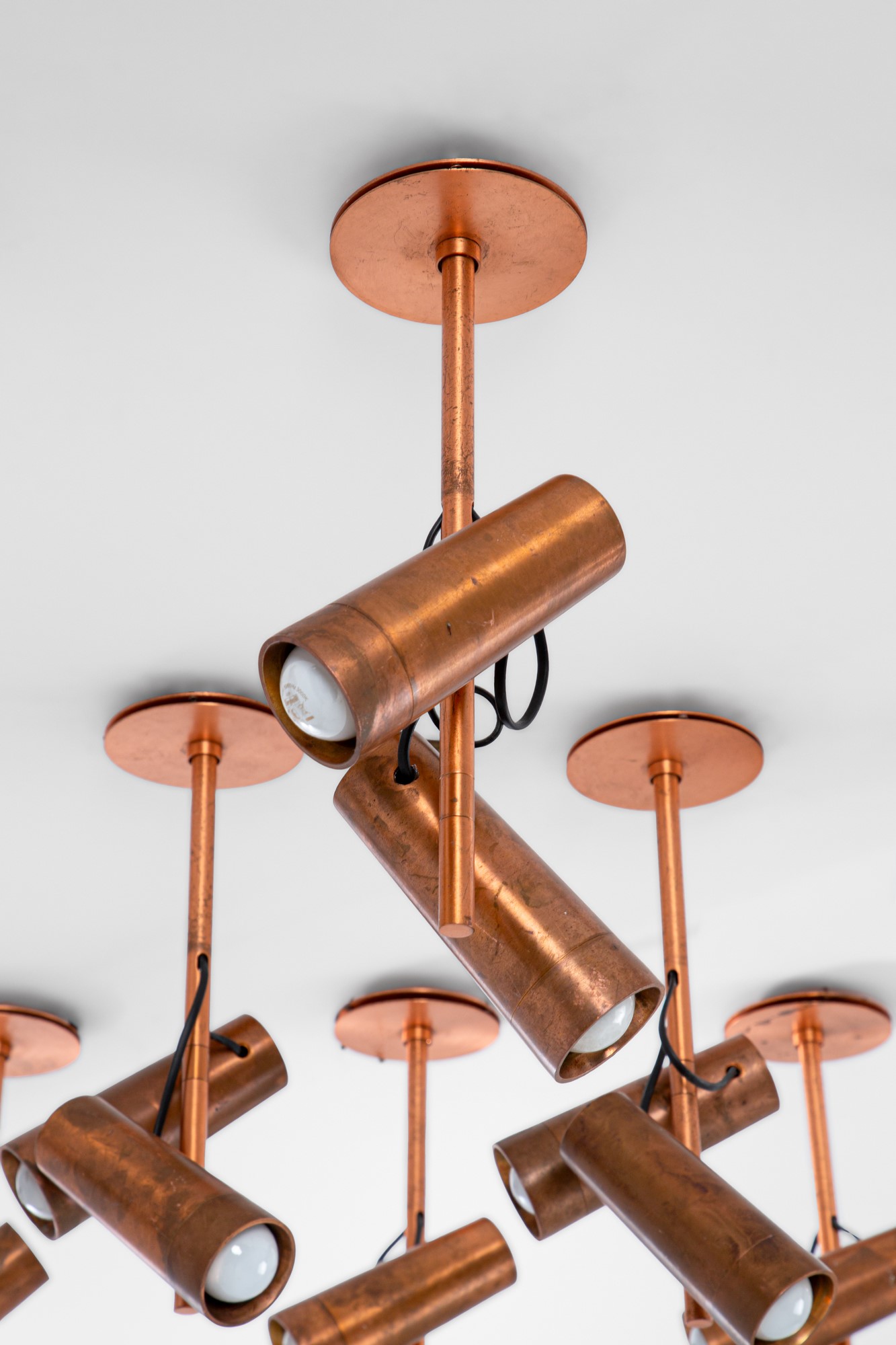 Dodici luci da soffitto o da parete