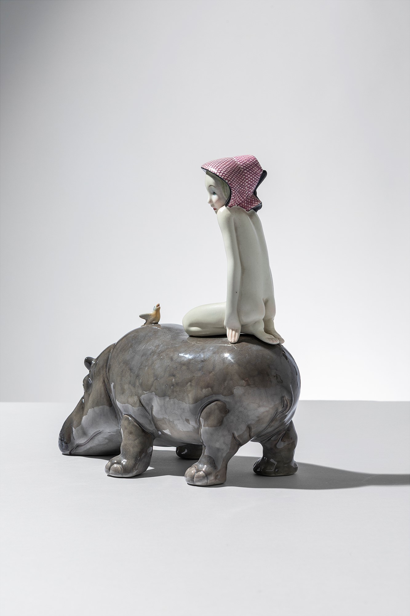 Nudino su ippopotamo