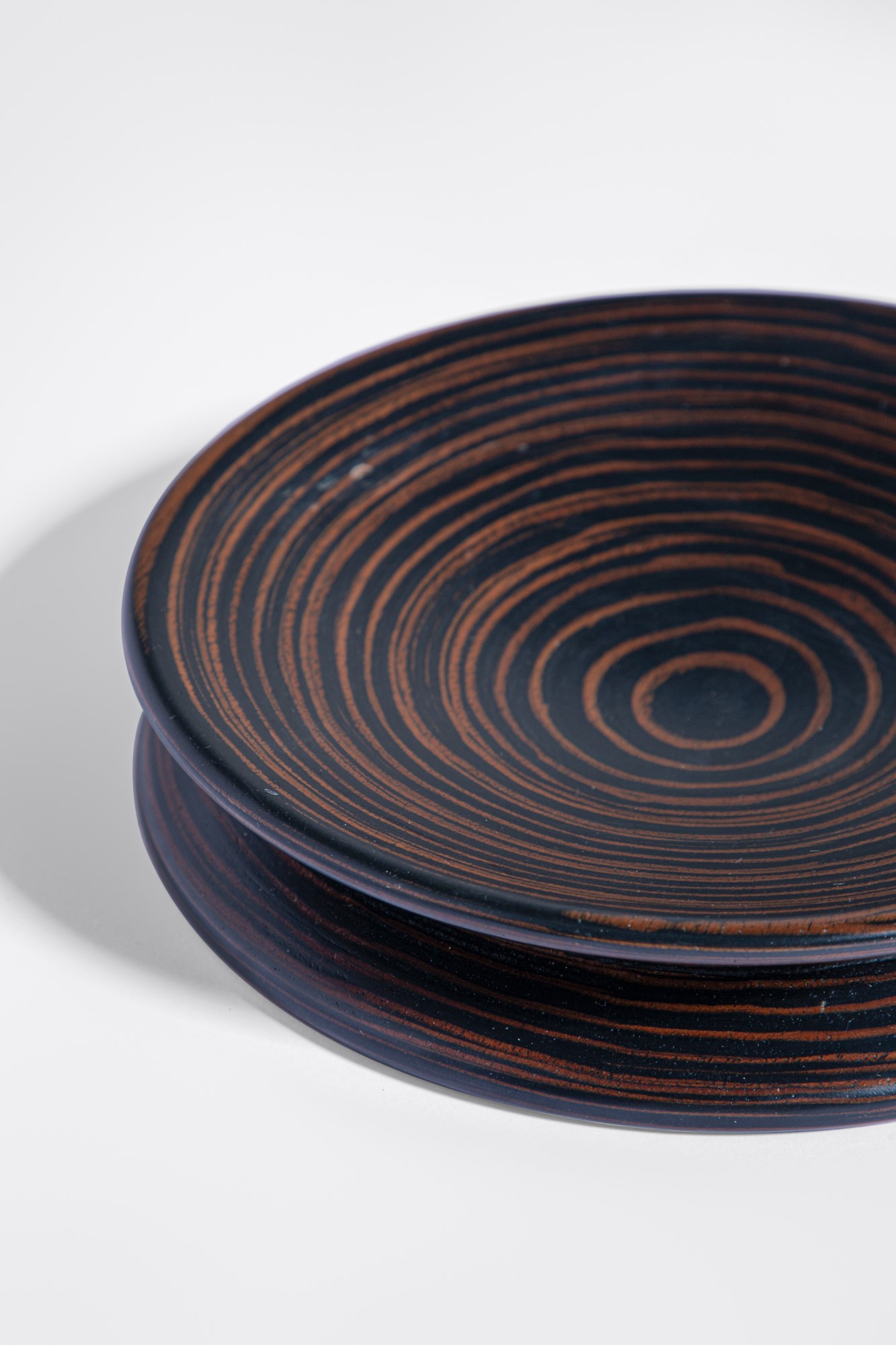 Angelo Mangiarotti - Centrotavola e scatola in legno tornito