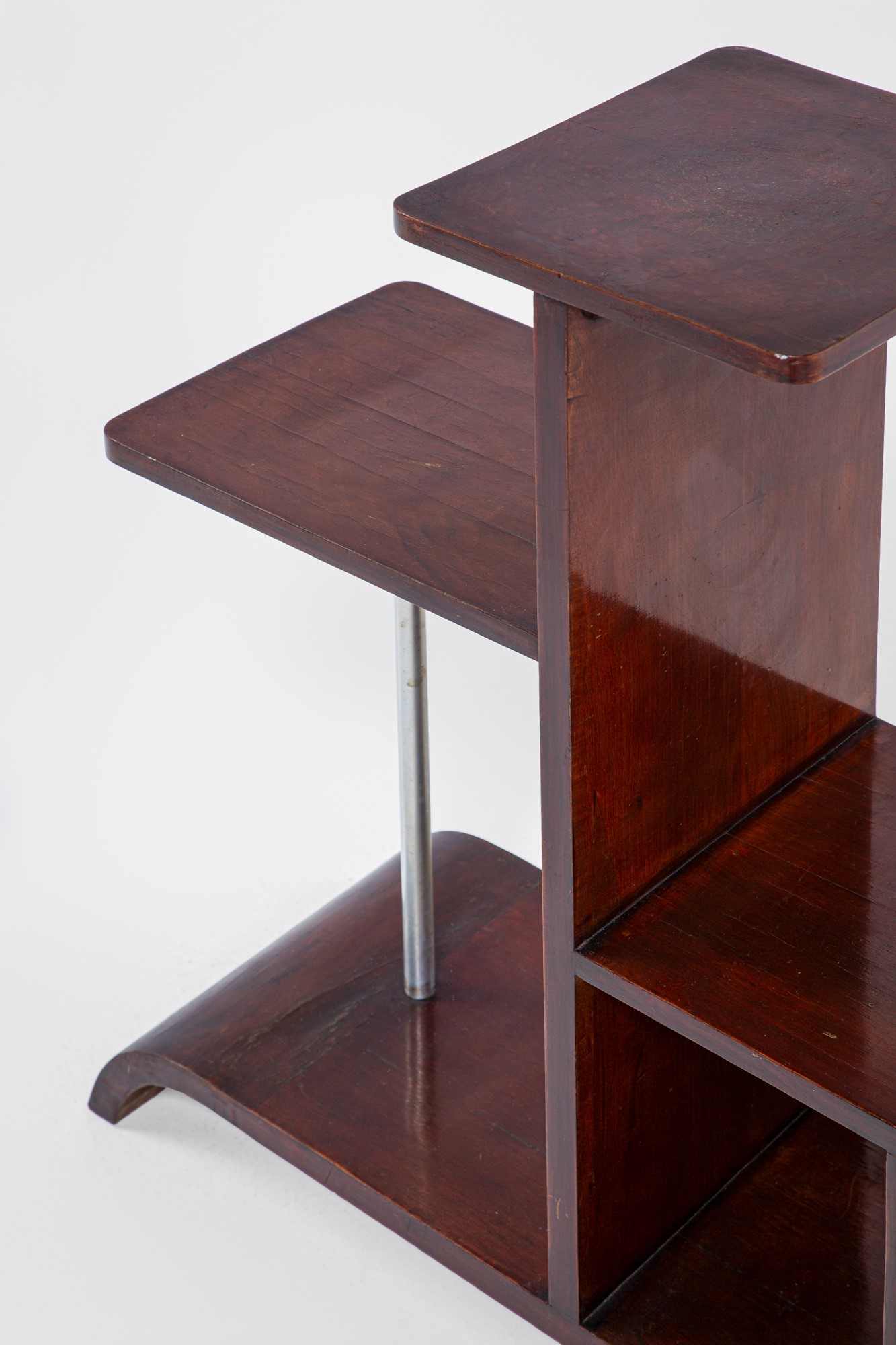 Étagère in stile déco