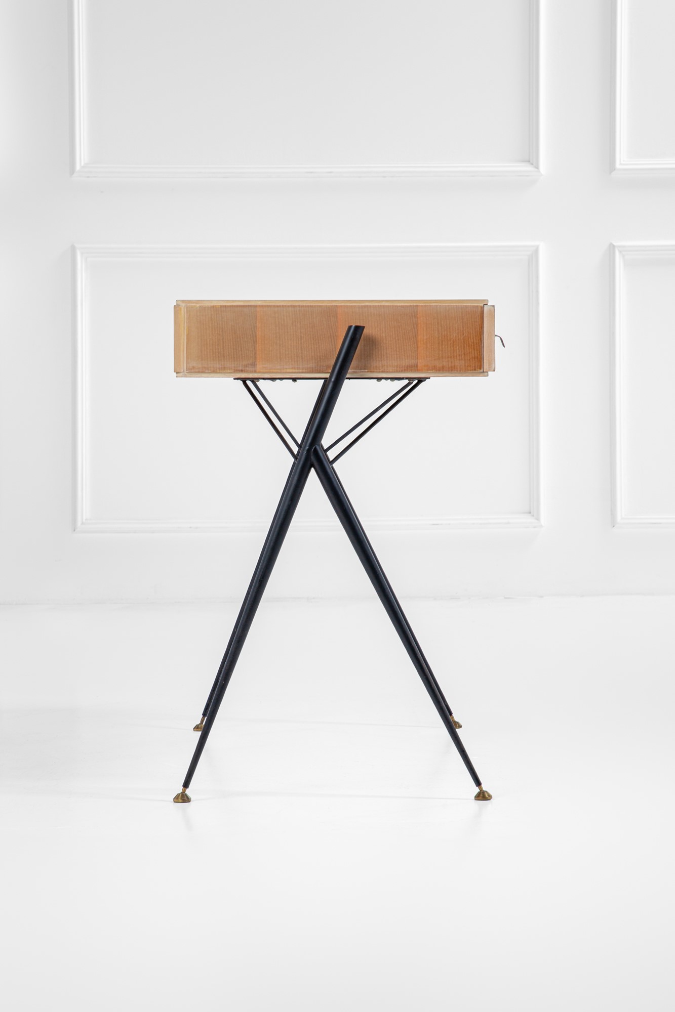 Piccolo scrittoio da centro