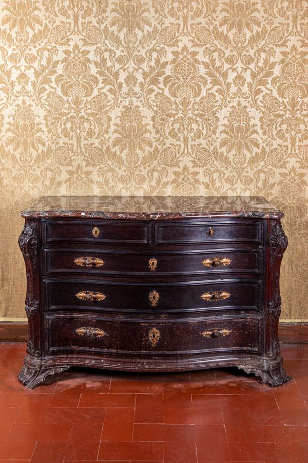 Comò a fronte mosso - Portogallo XVIII sec.