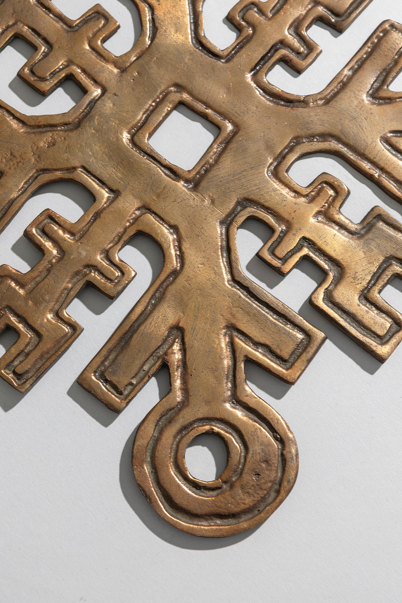 Gruppo di sculture della serie Croci e Stelle