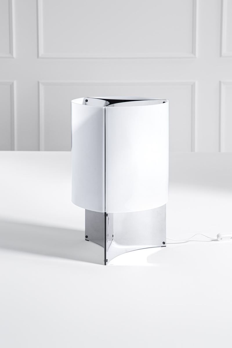 Lampada da tavolo mod. 526