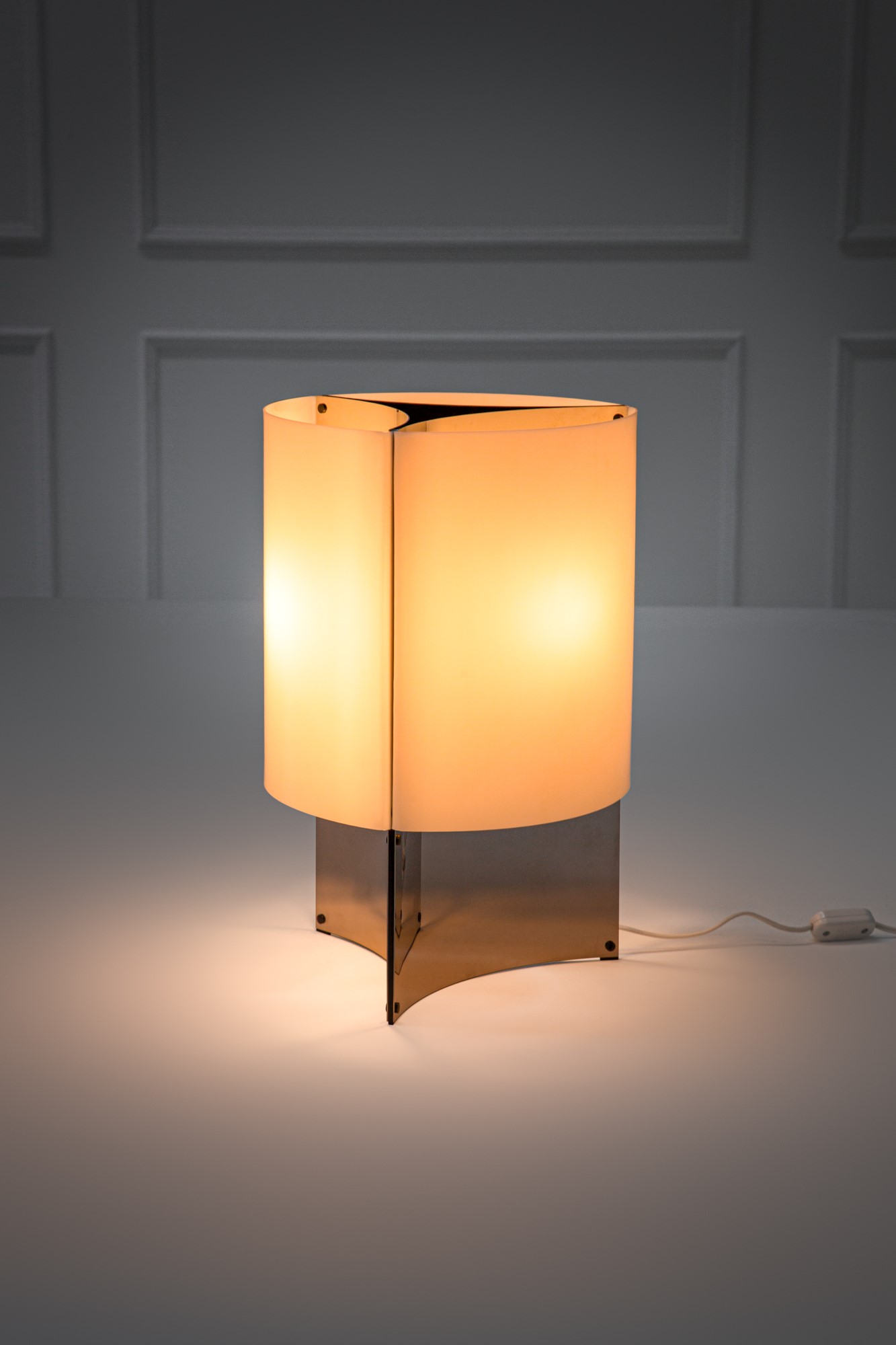 Lampada da tavolo mod. 526