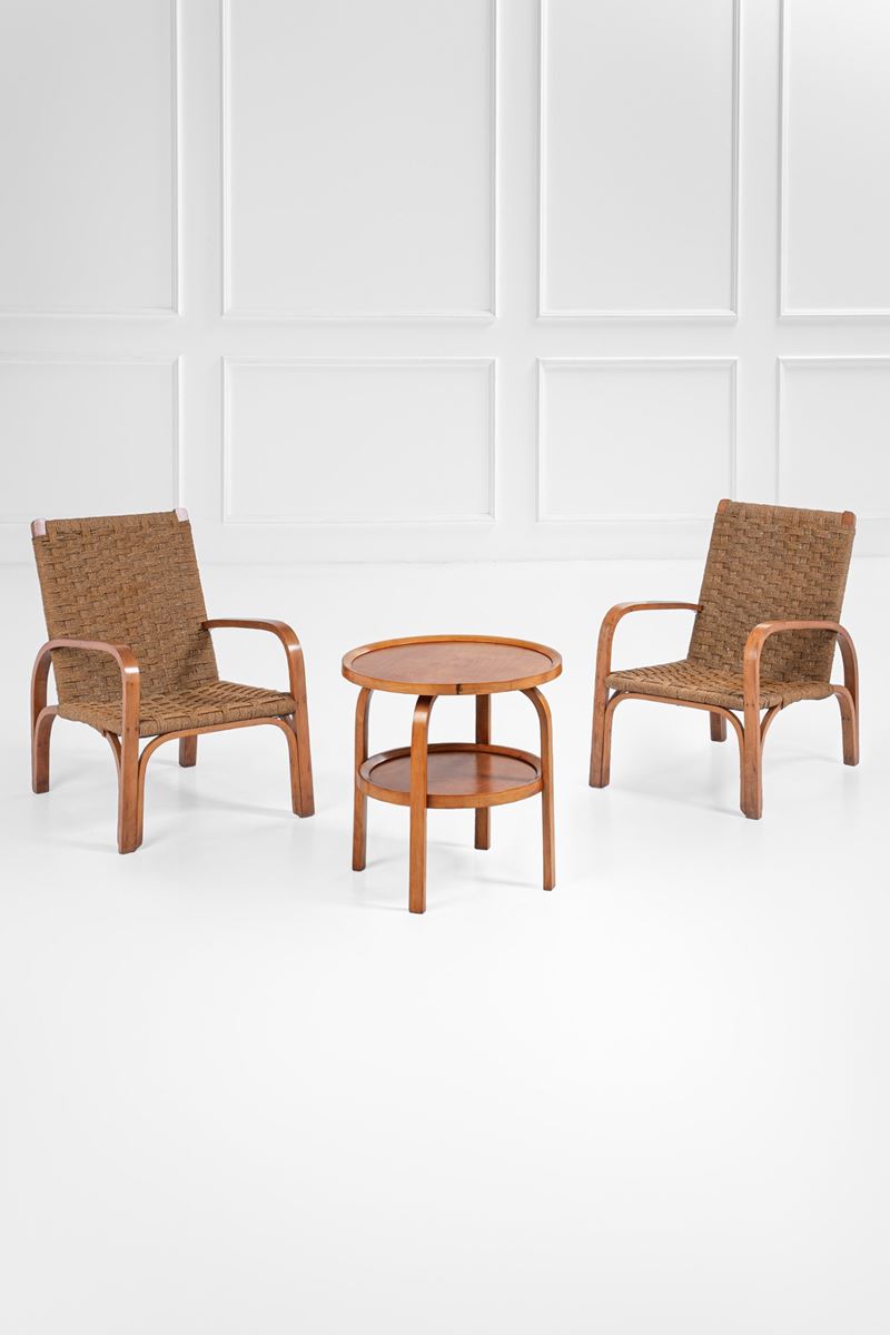 Due poltrone e un tavolino