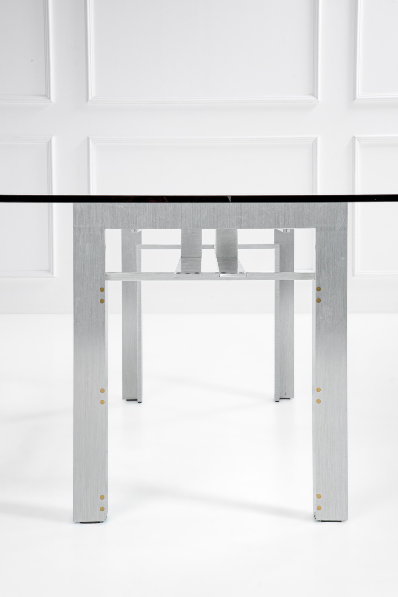 Carlo Scarpa - Tavolo modello Doge, acciaio satinato e cristallo molato, circa 1970