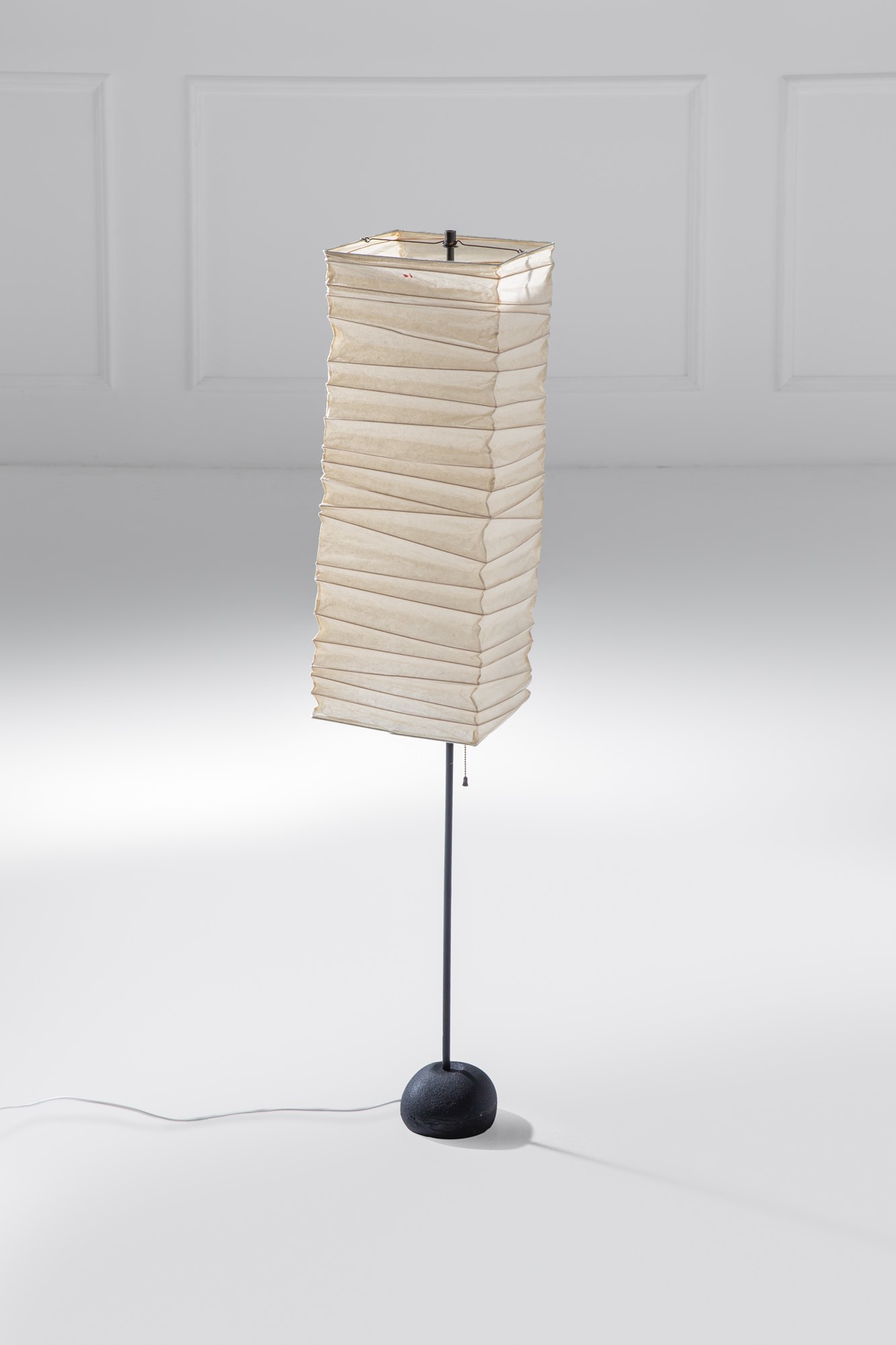 Lampada da terra mod. BB3-70XN della serie Akari